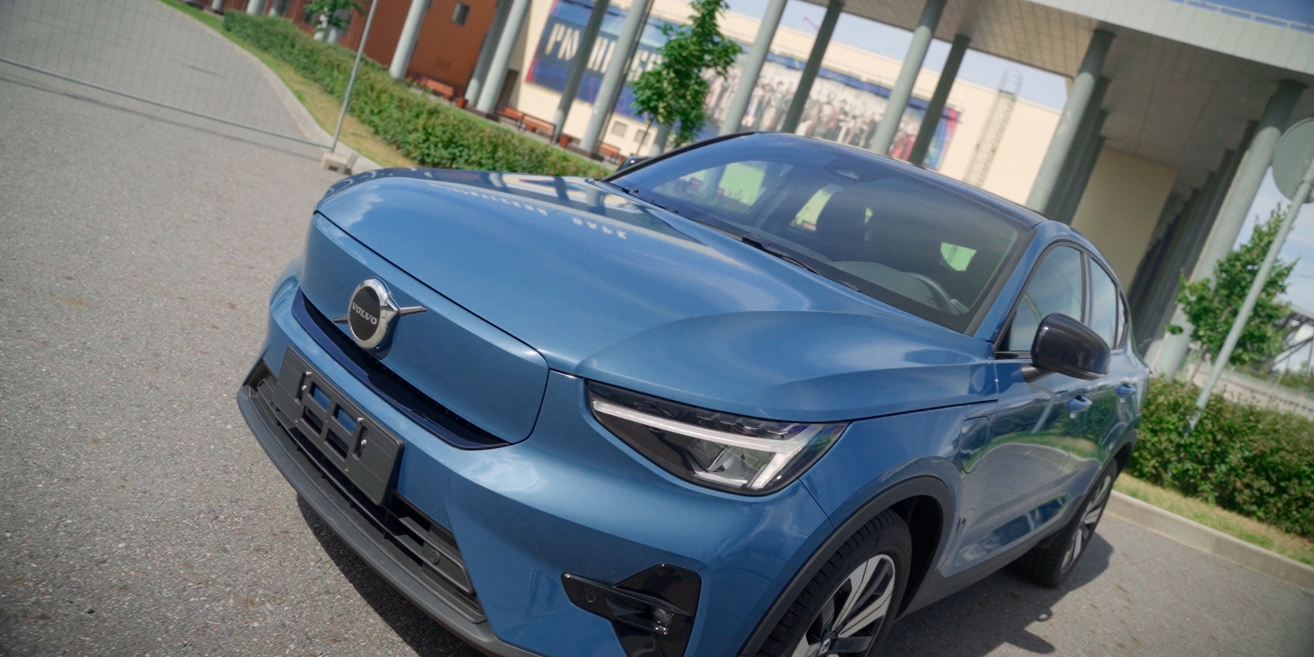 Volvo C40 (Youtube video). Colorist Ivan Serzhanov