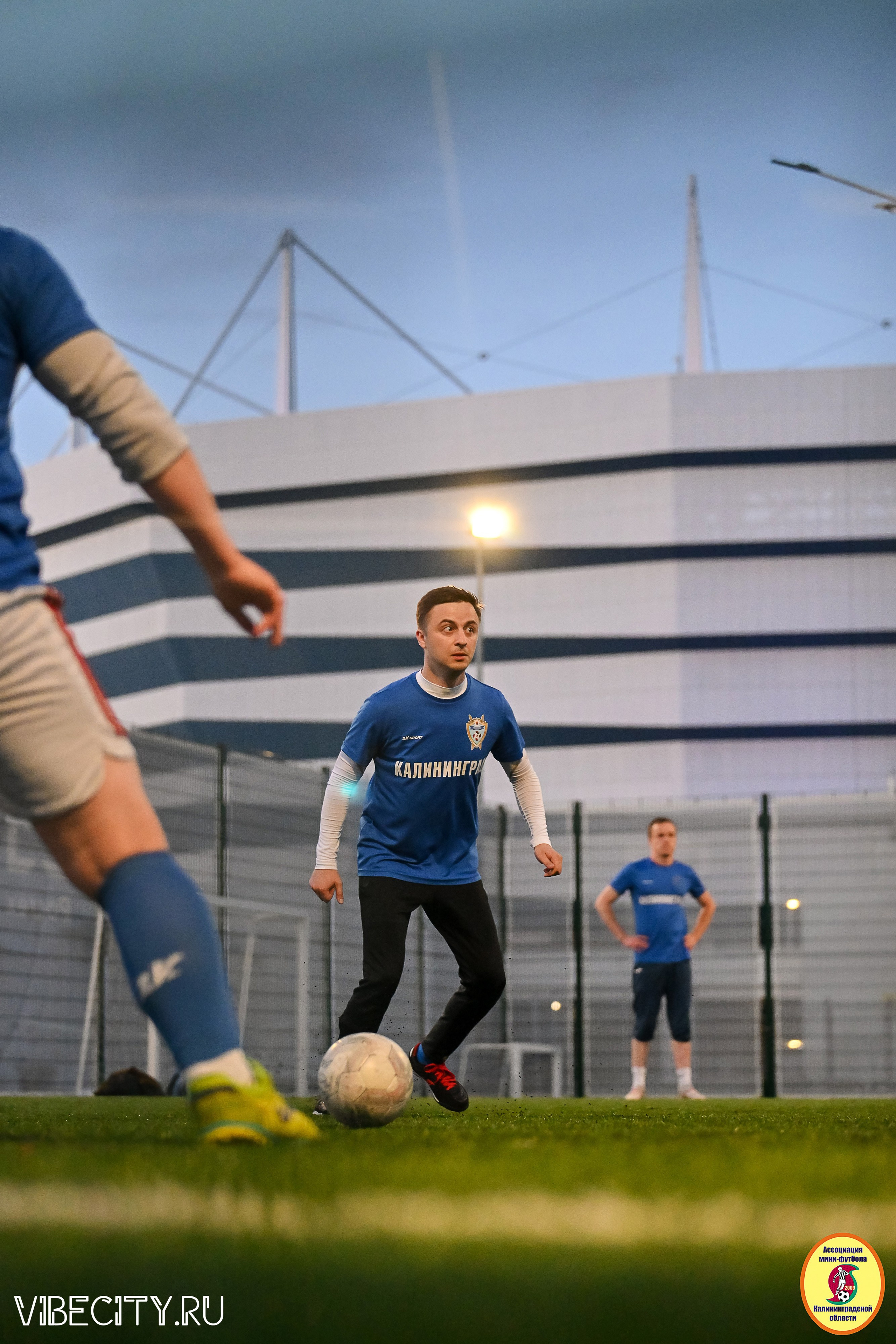 ИГРЫ МИНИ-ФУТБОЛЬНОЙ И КОРПОРАТИВНОЙ ЛИГИ. VIBECITY.RU Вайб Сити Ру Фоторепортажи Фотоотчеты Калининград