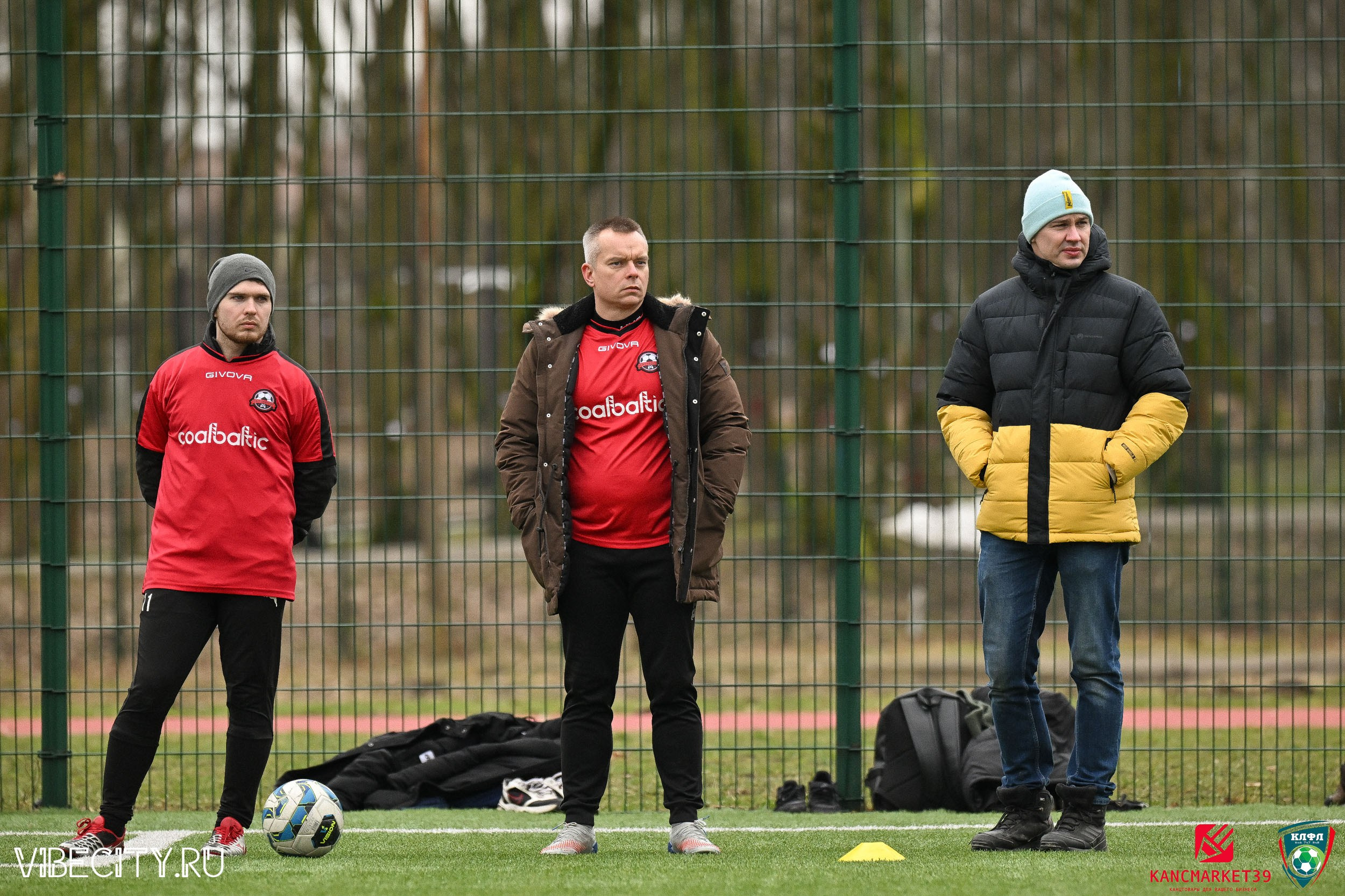 XX ЧЕМПИОНАТ КАЛИНИНГРАДСКОЙ ЛФЛ КАНЦМАРКЕТ39 сезона 2024–2025 гг. VIBECITY.RU Вайб Сити Ру Фоторепортажи Фотоотчеты Калининград