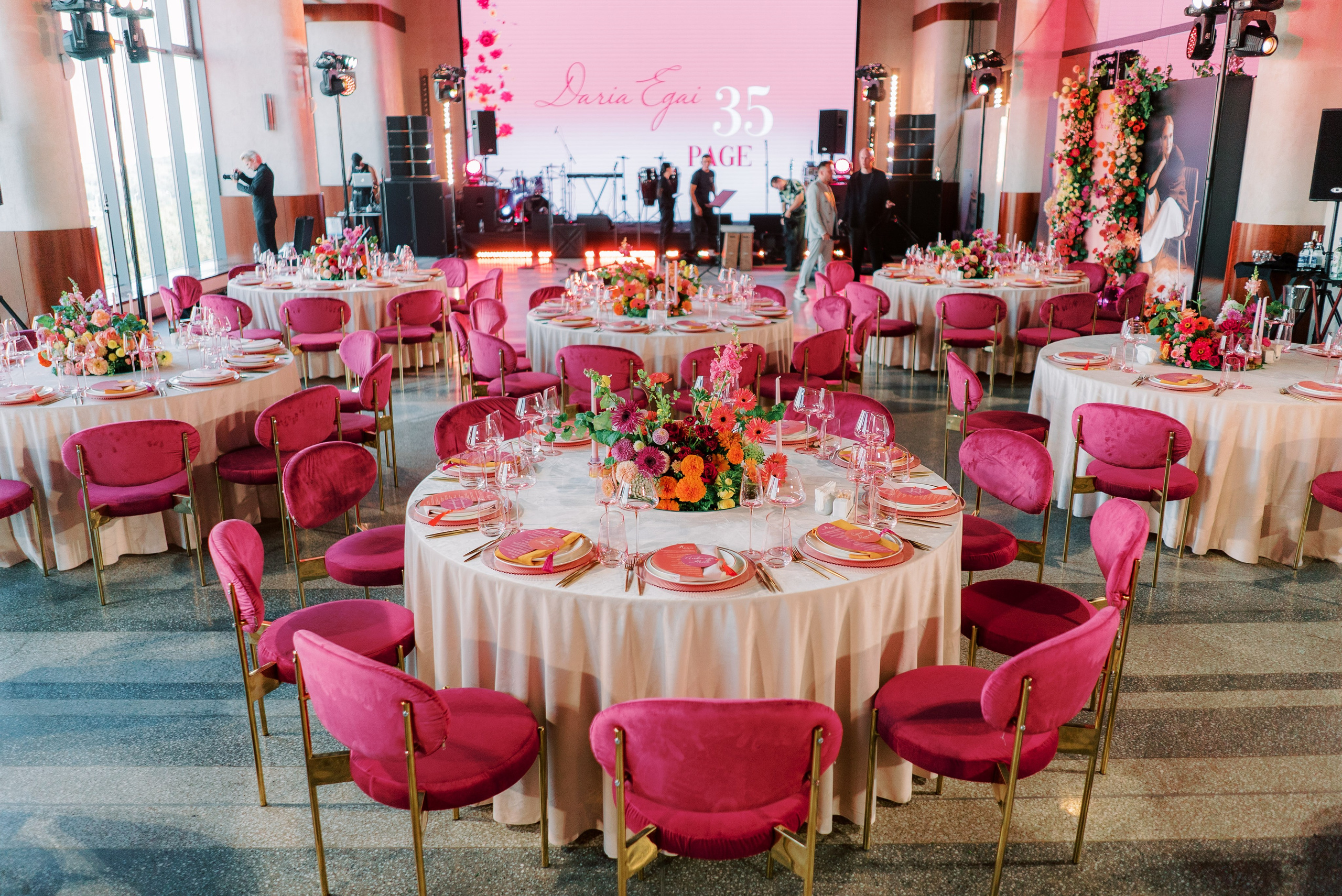 Юбилей в Воробьевы холл. Kirillova Studio — мастерская декора и событий Юли Кирилловой