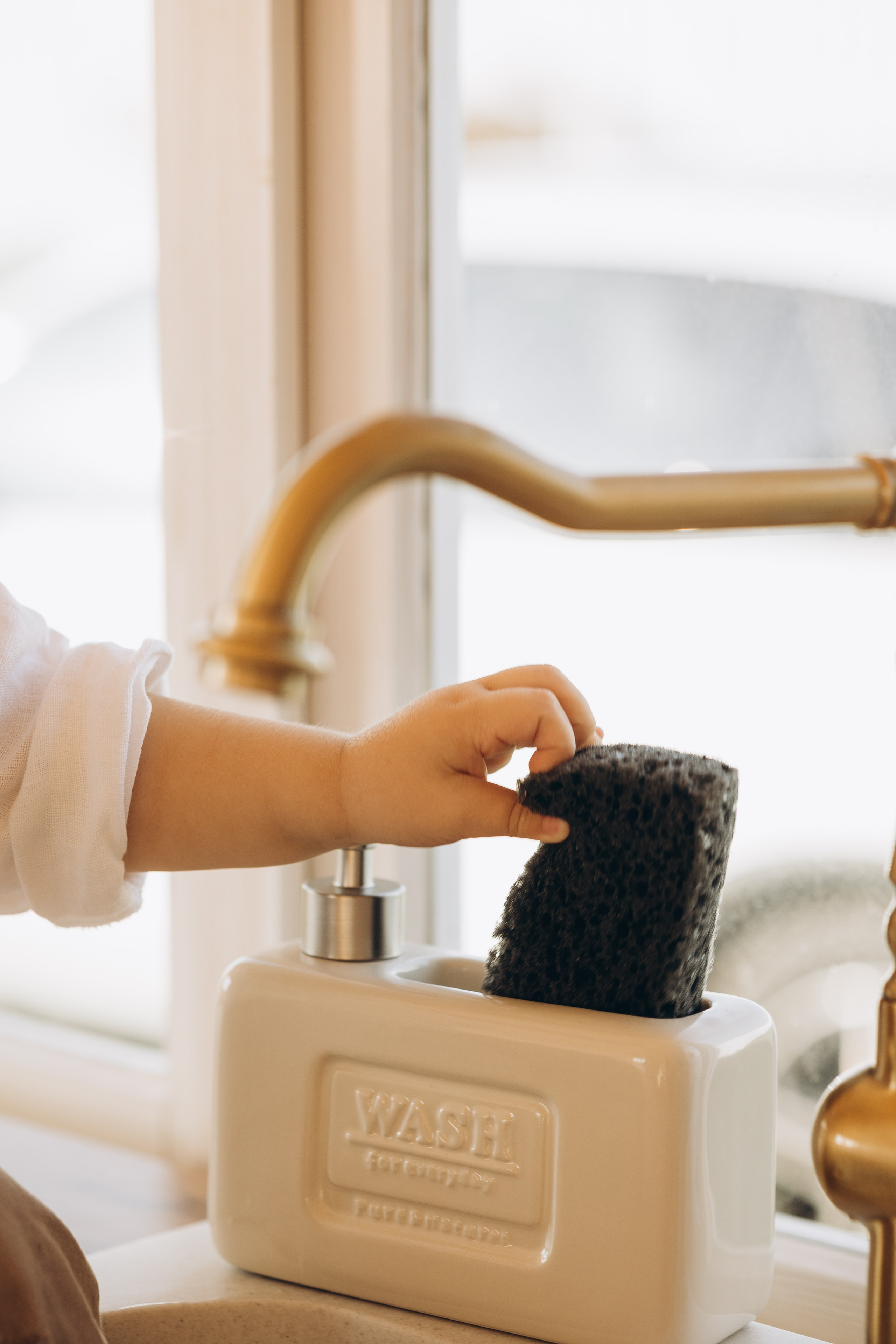 Оля и Мирослава Беседка. Семейный фотограф в Москве Виктория Ястребинская