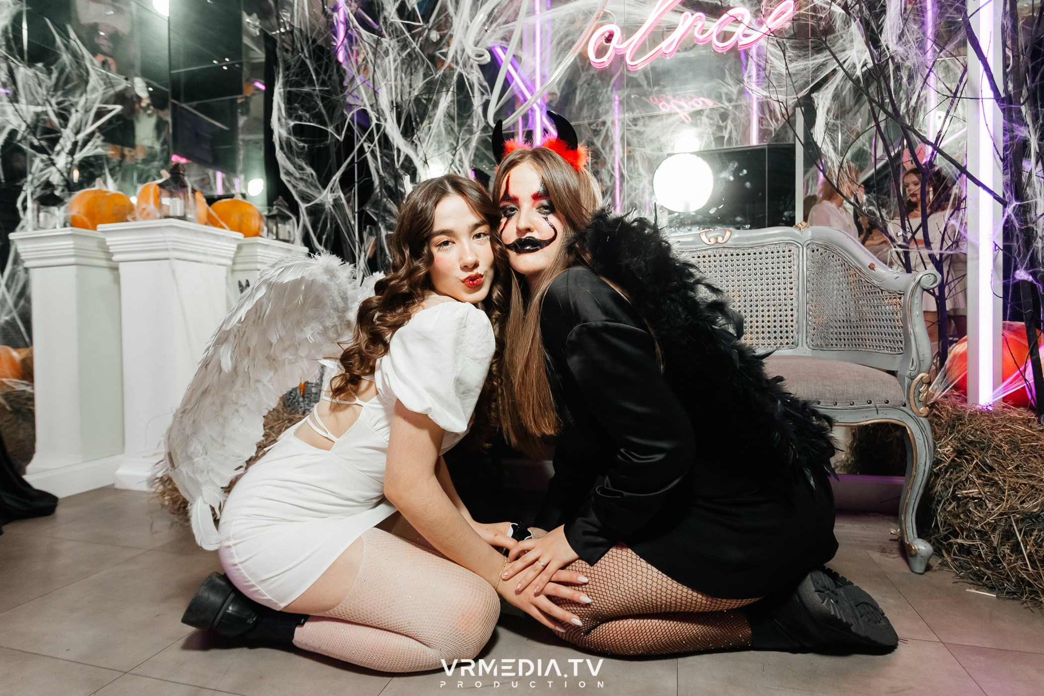 EVIL HALLOWEEN в караоке-баре «Volna»