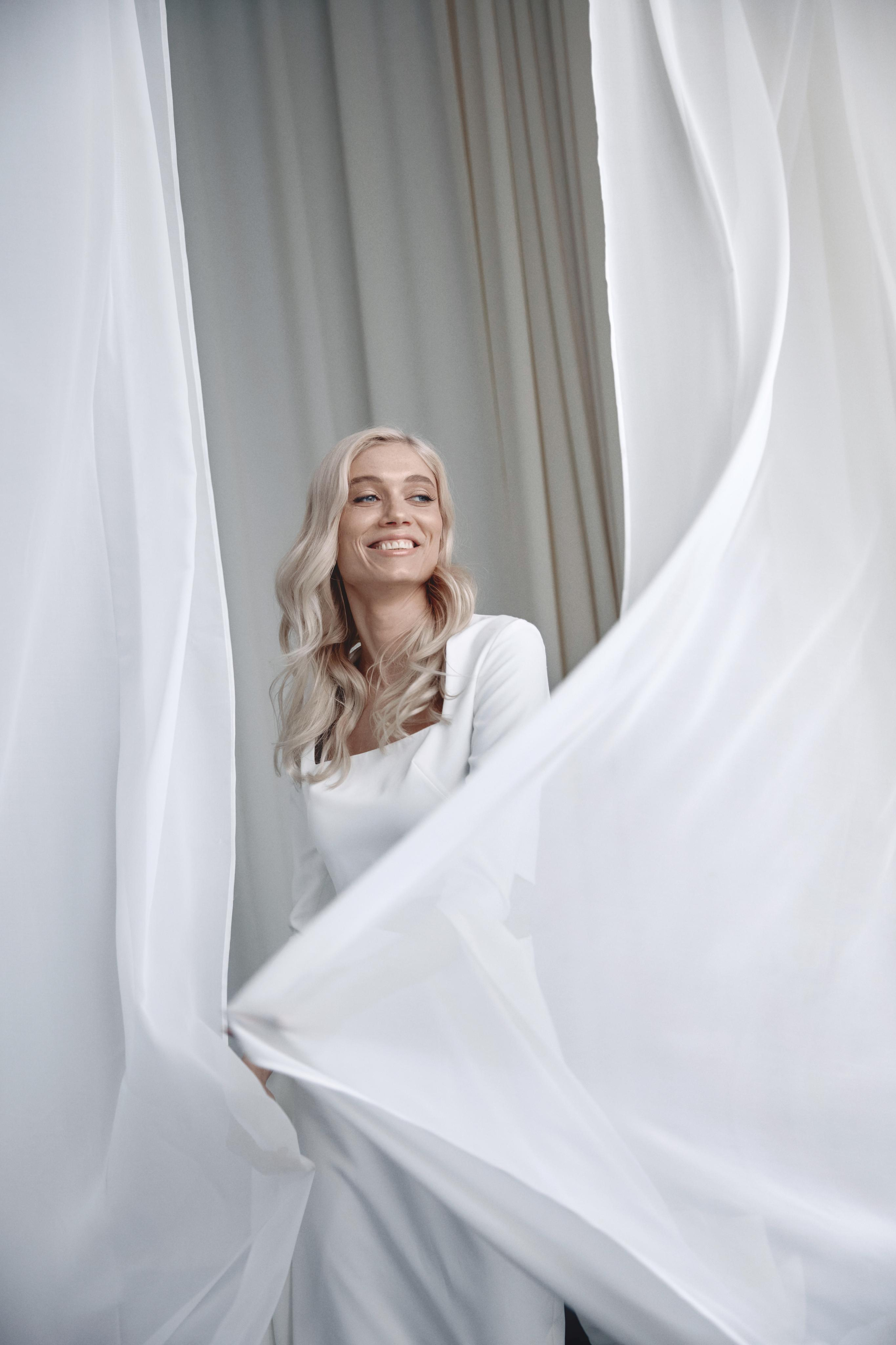 Яна. Главная