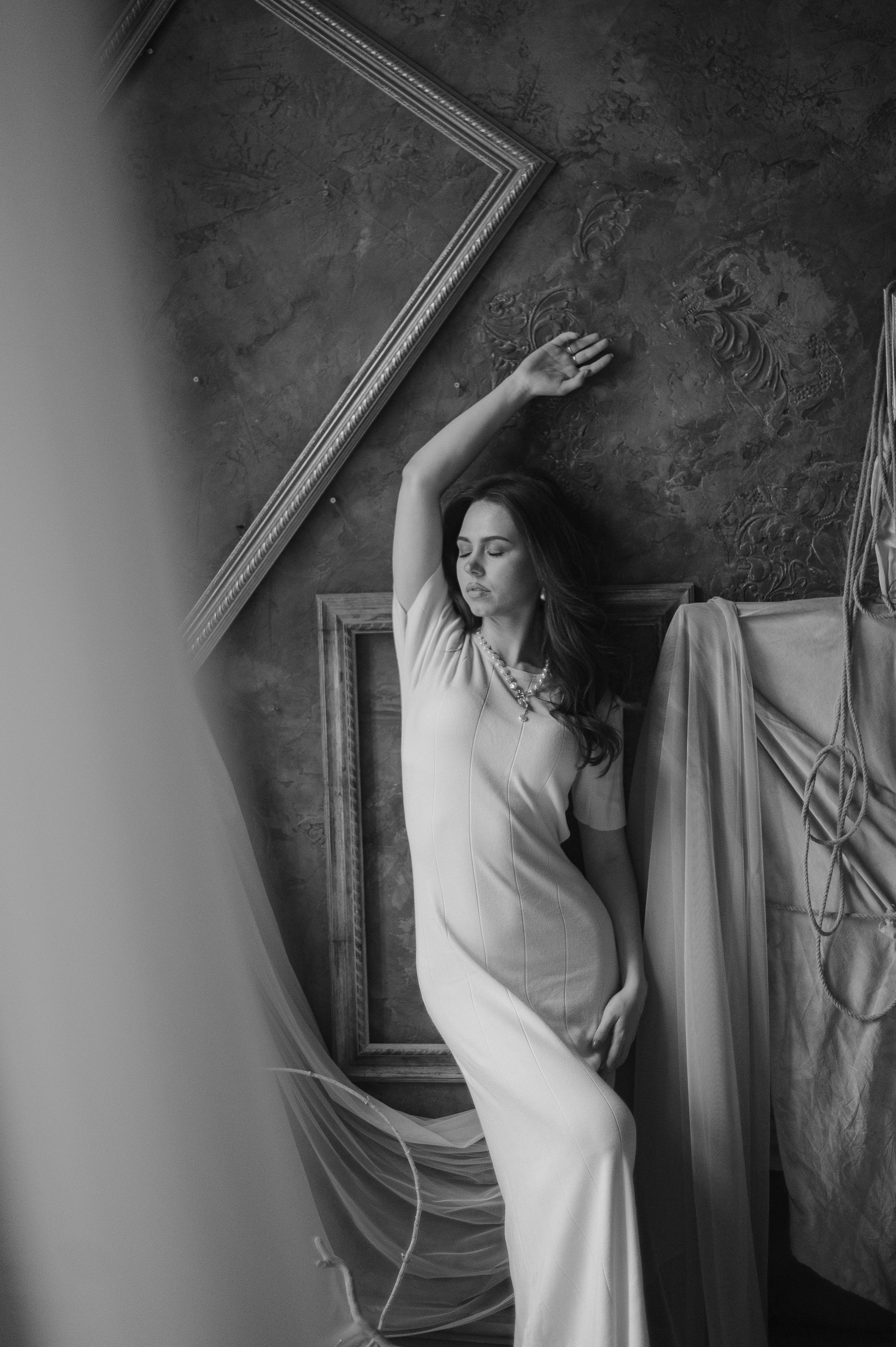 Фотостудия с песком и полотнами ткани. Свадебный фотограф Татьяна Лейн в Санкт-Петербурге