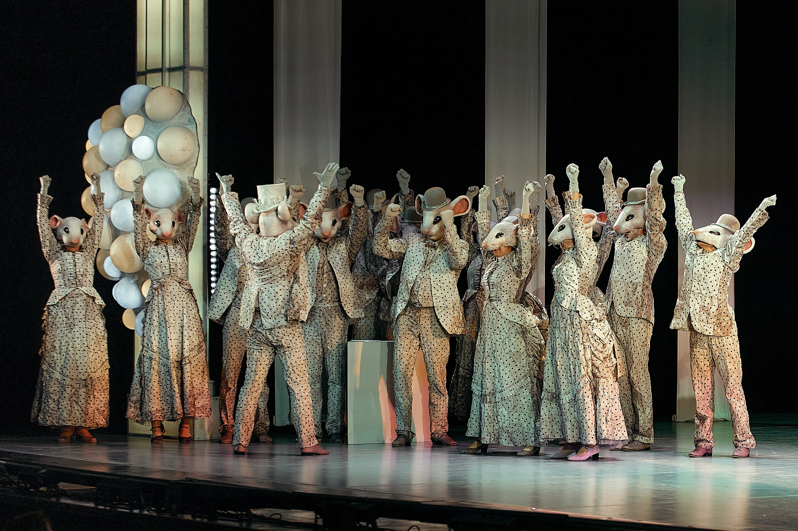 Все о Золушке. Фотограф Нина Антонова