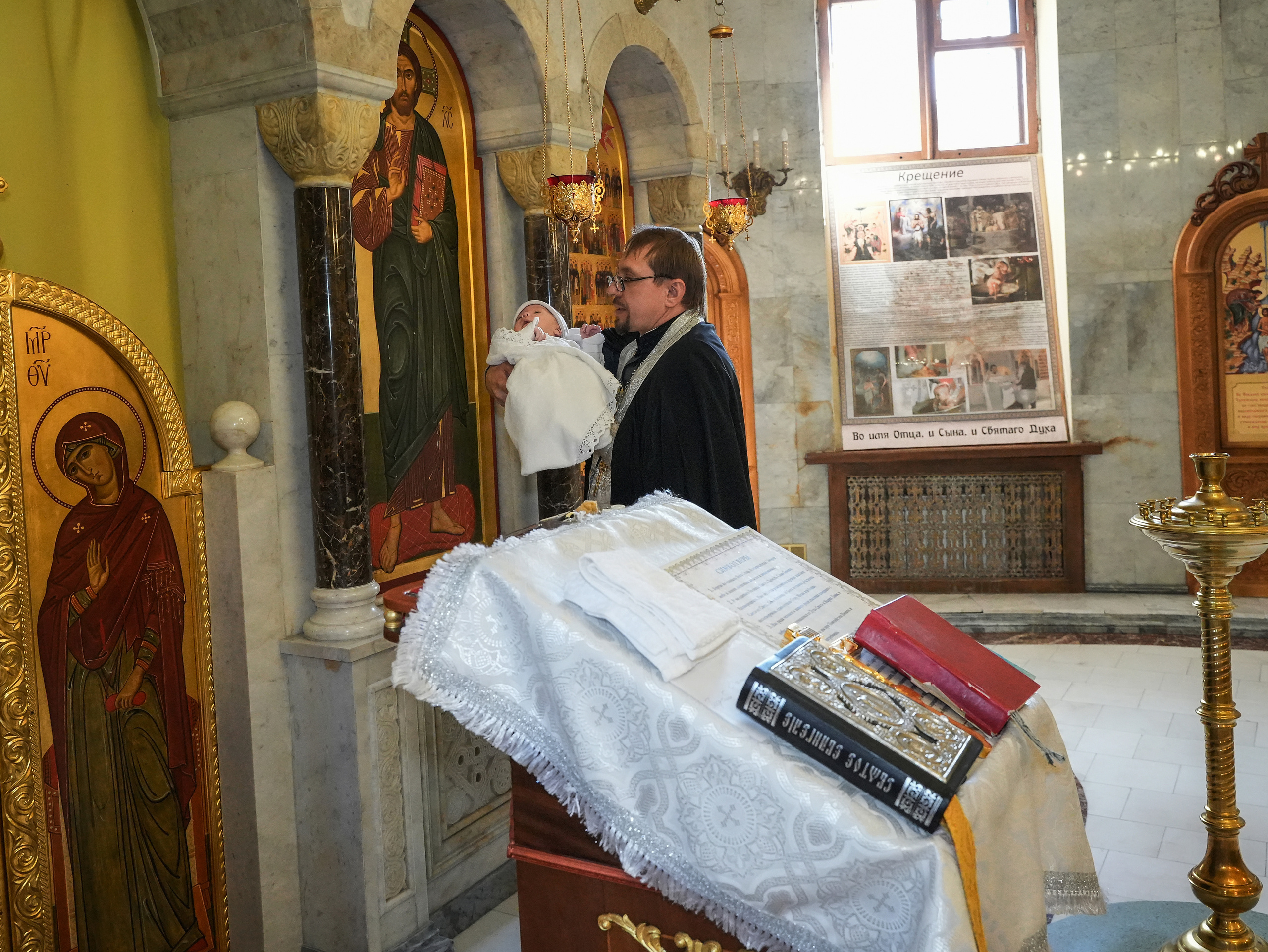 В Соборе. Фотограф Марина Гребенюк Белгородская область город Губкин