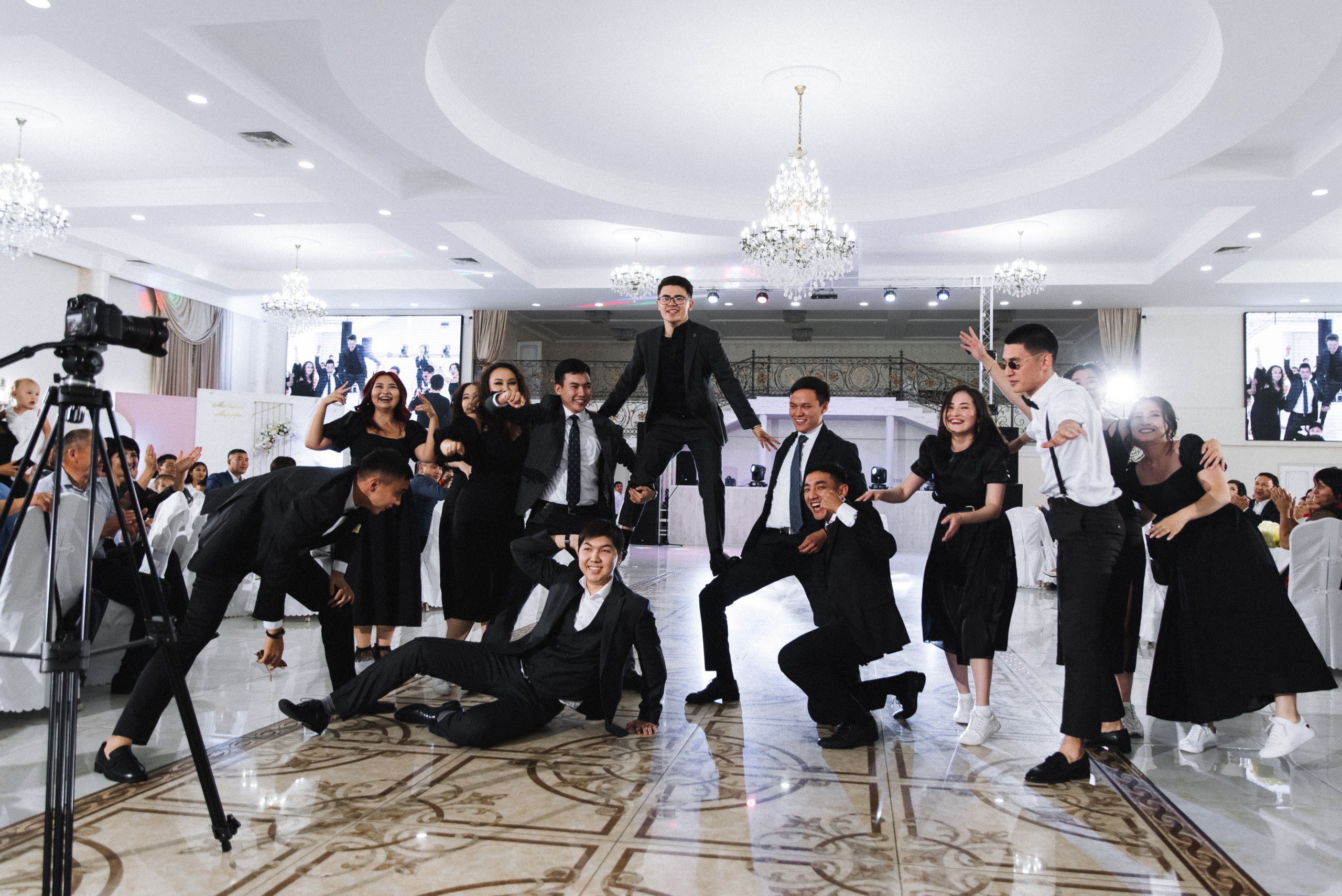 Мика & Мика. Фотограф Даурен Абилхаятов