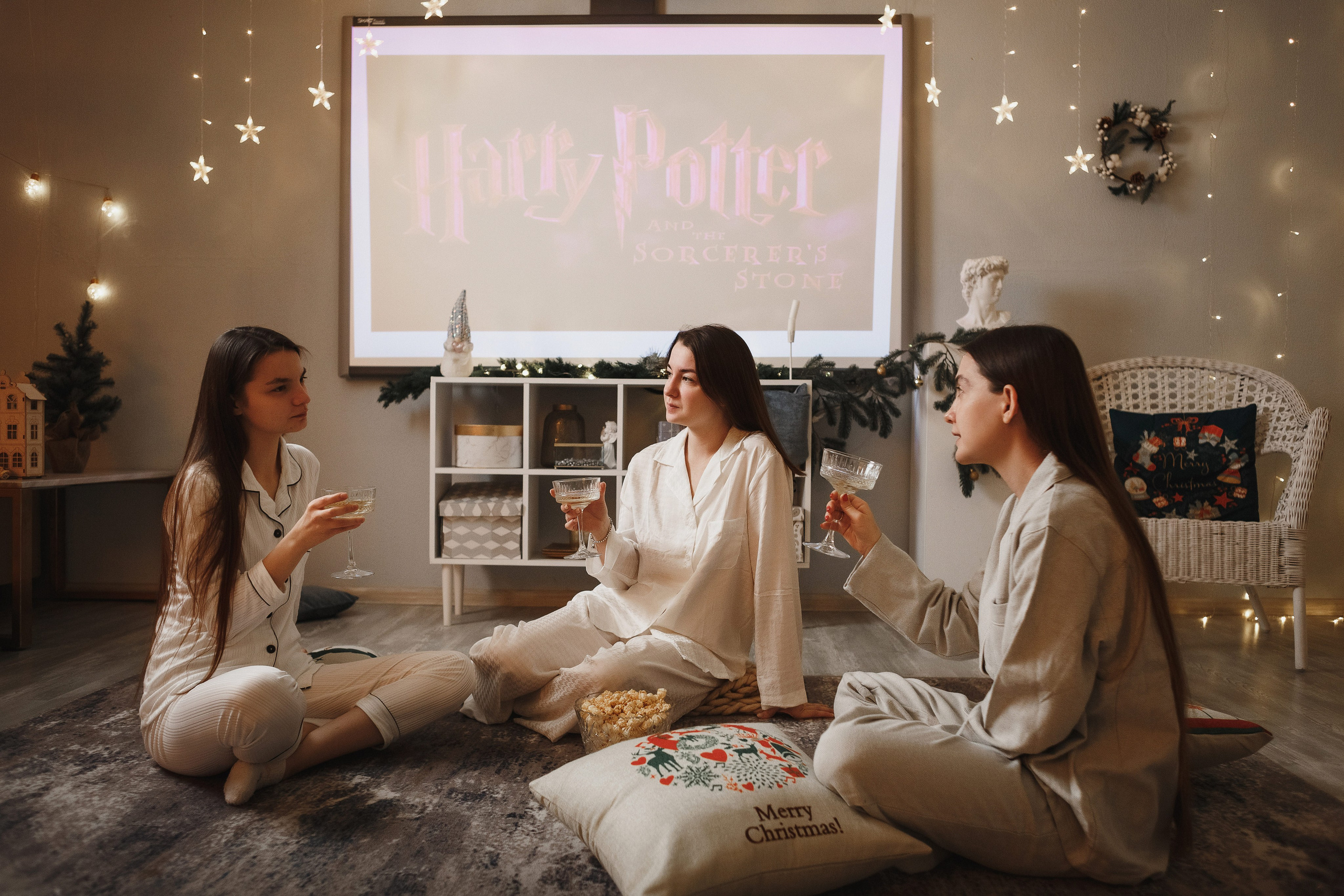 Семейная фотосессия в фотостудии Таганрога: Вечные моменты счастья. Свадебный и семейный фотограф в Таганроге Бакарюк Антон