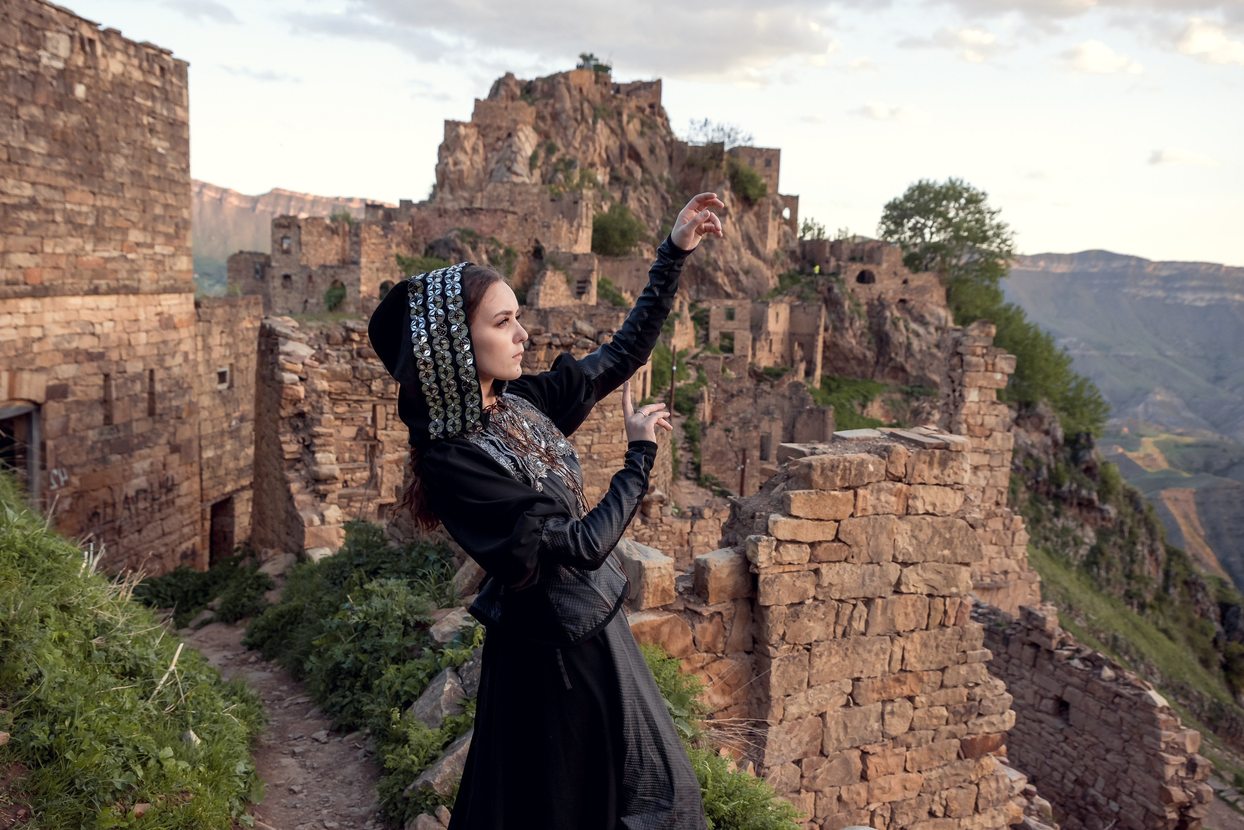 Гамсутль. Фотограф Крещение Венчание Москва