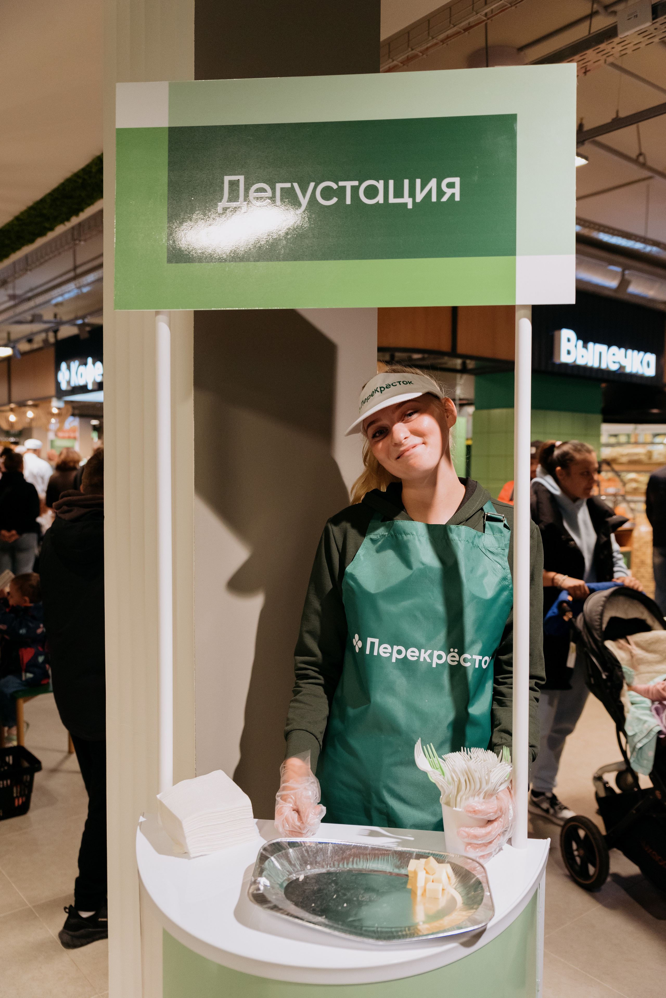 Открытие магазина Перекрёсток. Фотограф в Москве