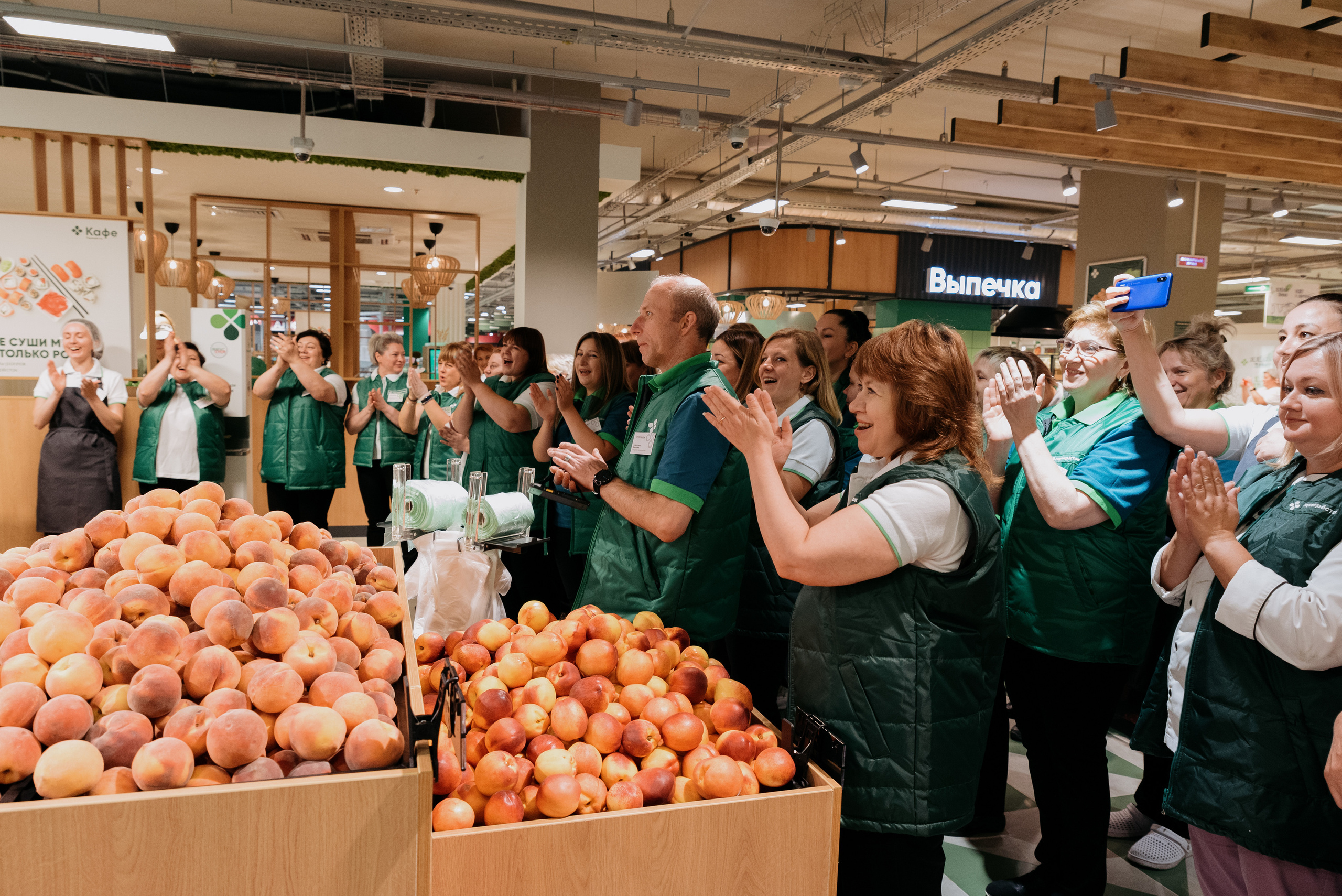 Открытие магазина Перекрёсток. Фотограф в Москве