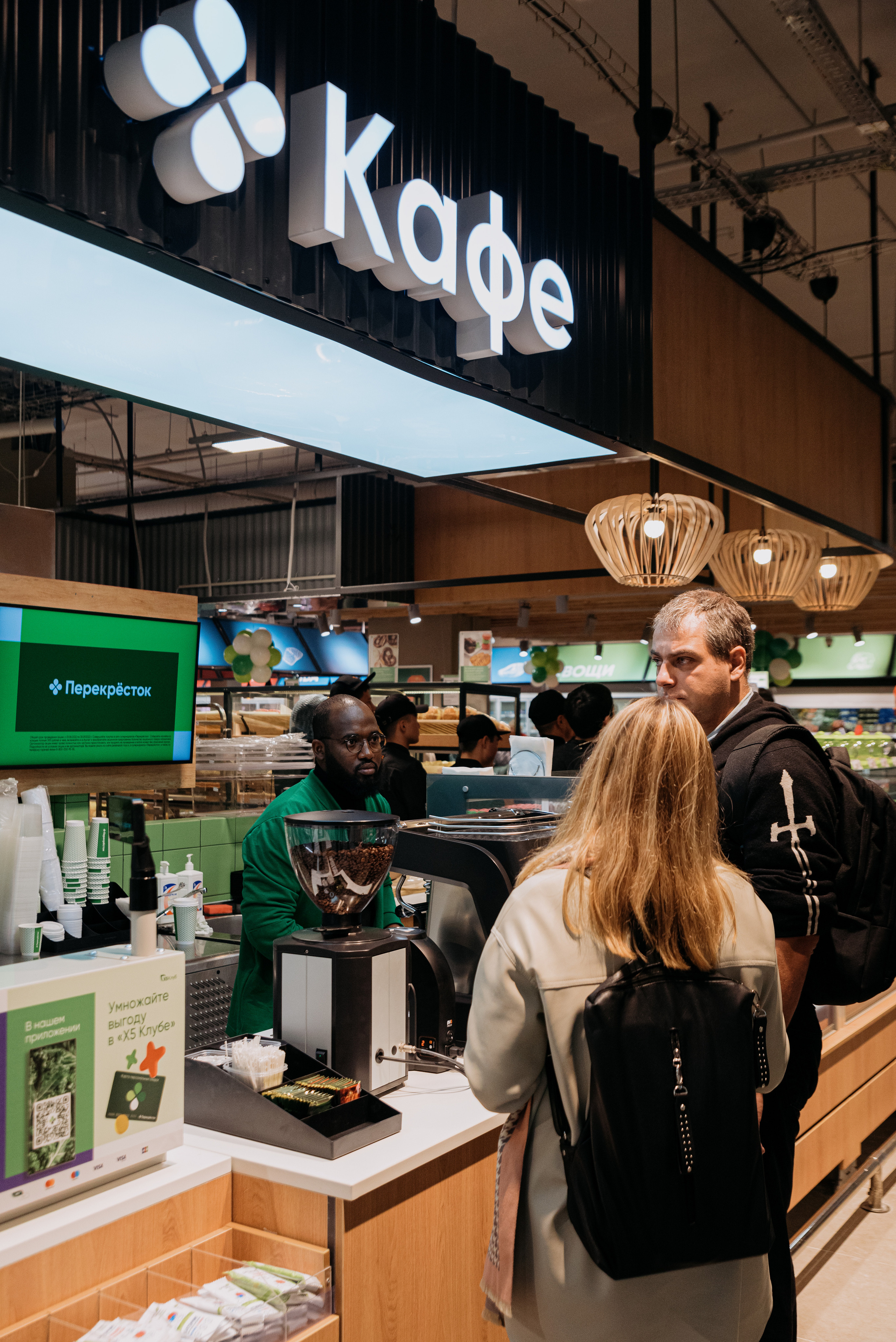 Открытие магазина Перекрёсток. Фотограф в Москве