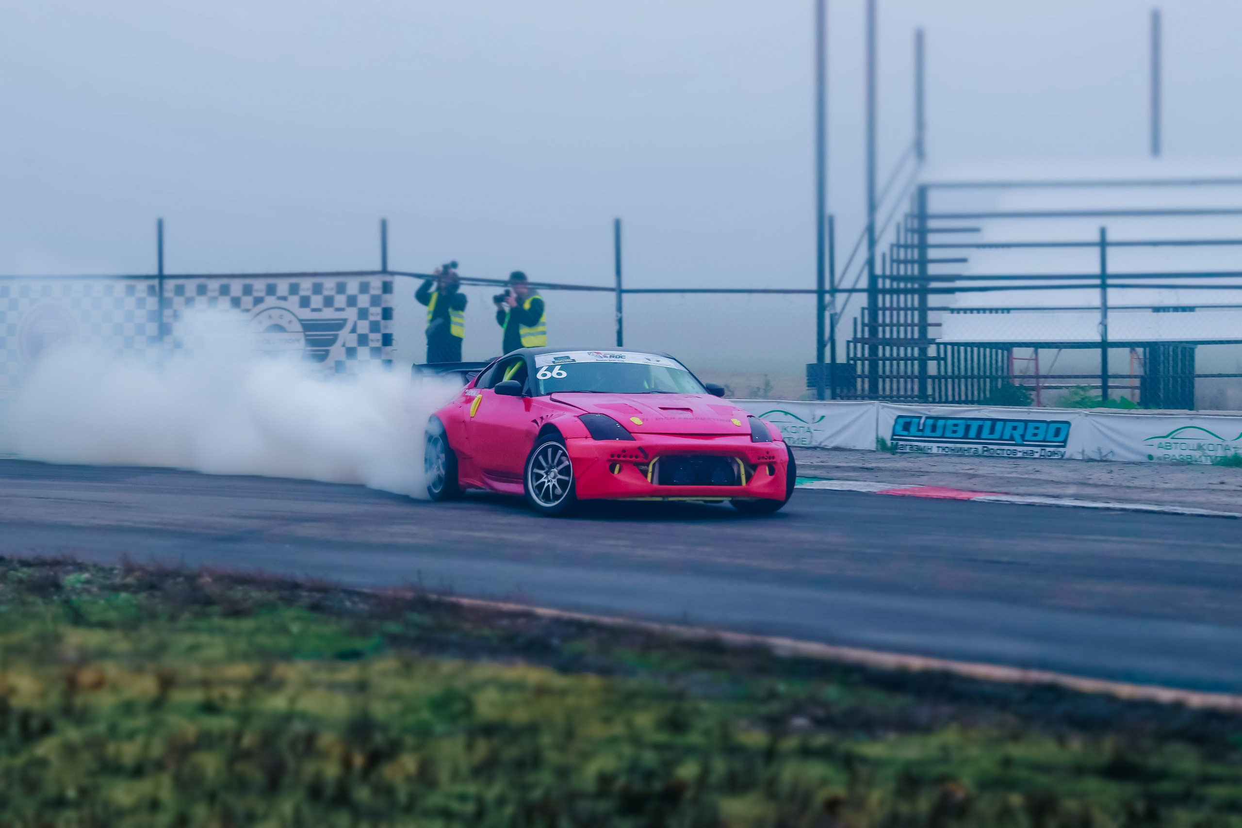 Фотосъёмка профессионального зимнего дрифта в Ростове-на-Дону. Портретный фотограф в Ростове-на-Дону Антон Казарин