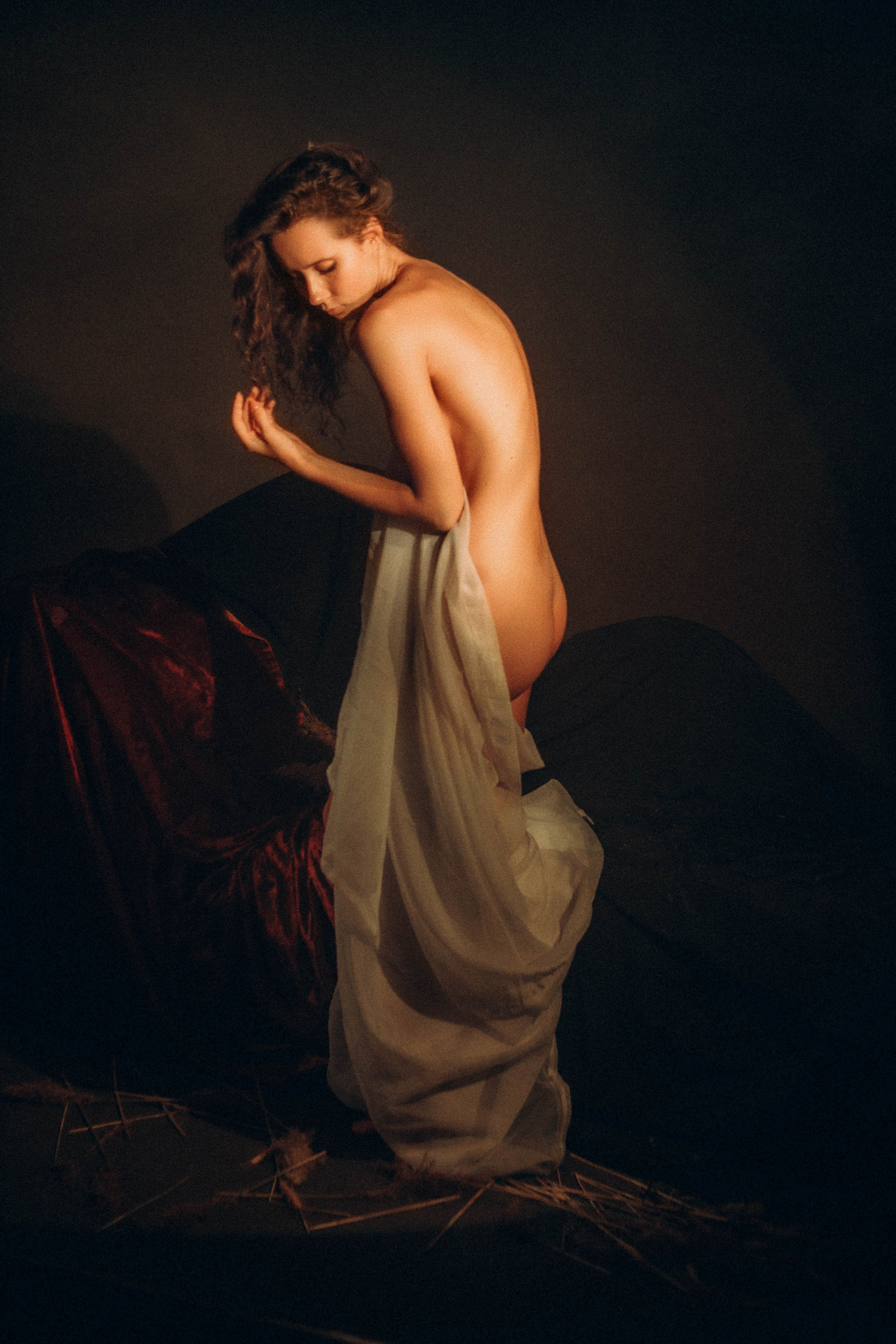 (18+) Обнажённая натура. Создадим шедевр? Виталина и её фотоискусство