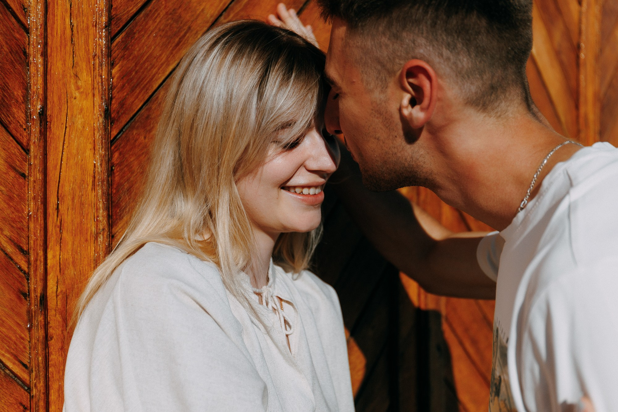 Элли и Алекс. Любовь в маленьком городе. Алена Бадамшина — свадебный фотограф Воронеж / Москва