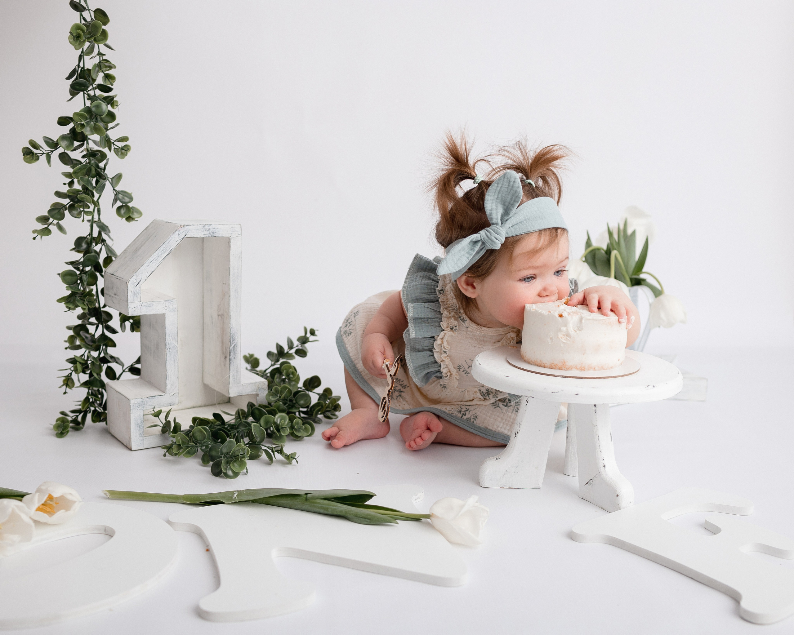 Годик стандарт. Newborn Фотограф в Твери