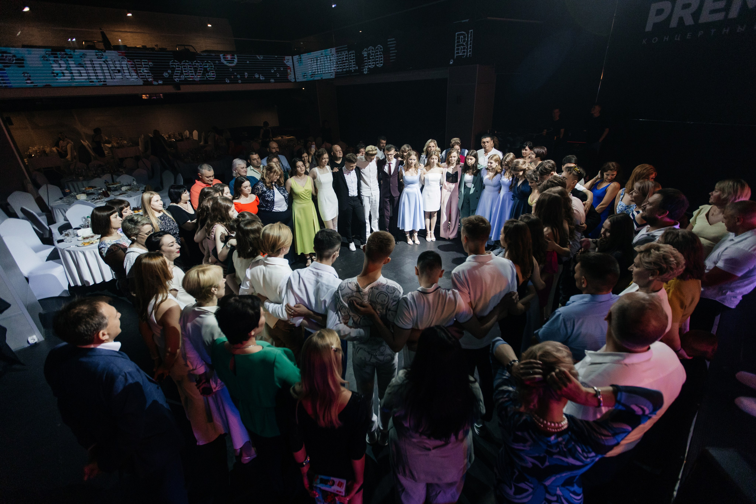 2023 ШКОЛА136. Свадебный и Репортажный фотограф Нижний Новгород Москва Ежов Иван