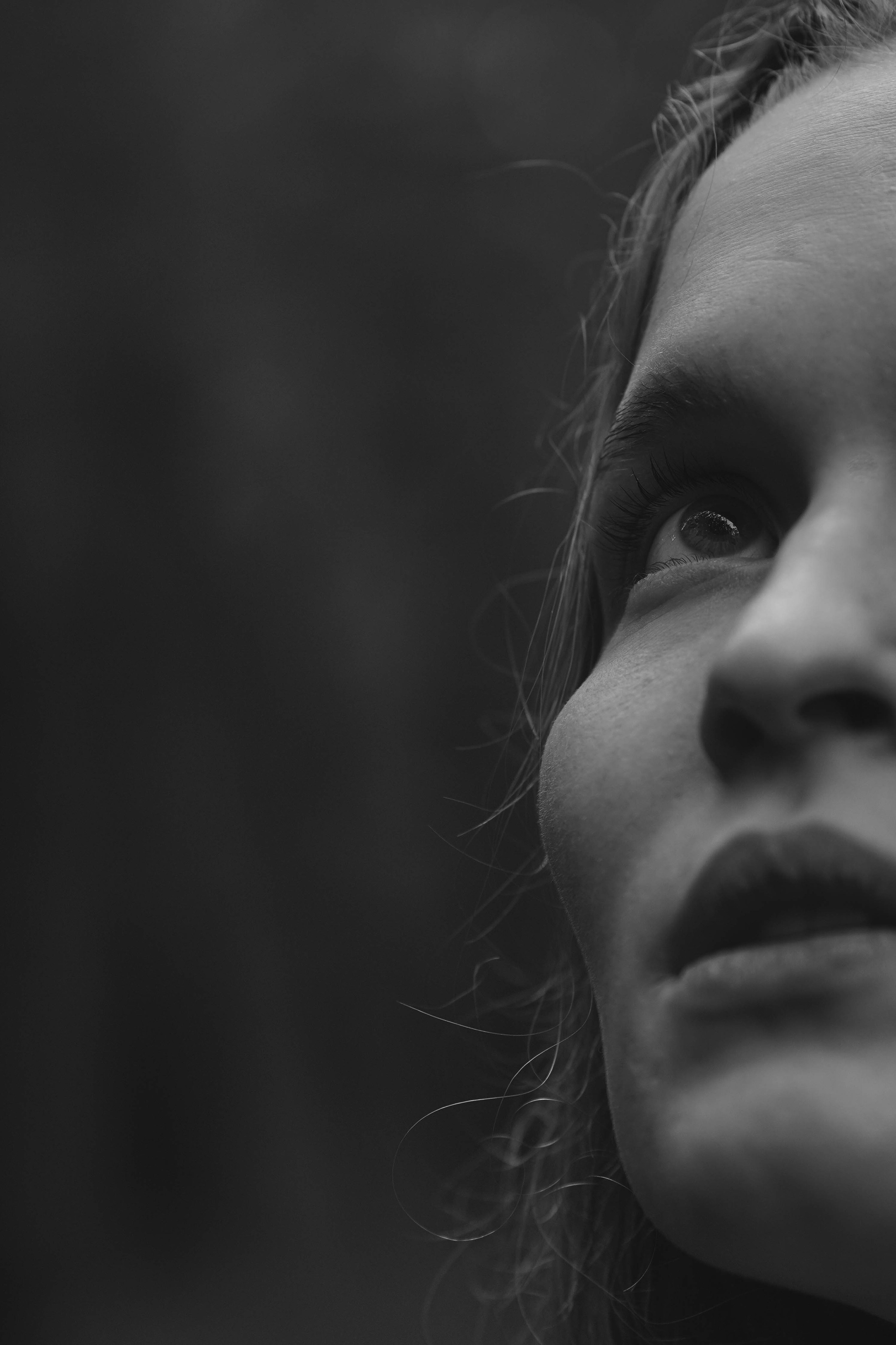 Ее тело — храм, мой Бог — свет. Семейный и свадебный фотограф