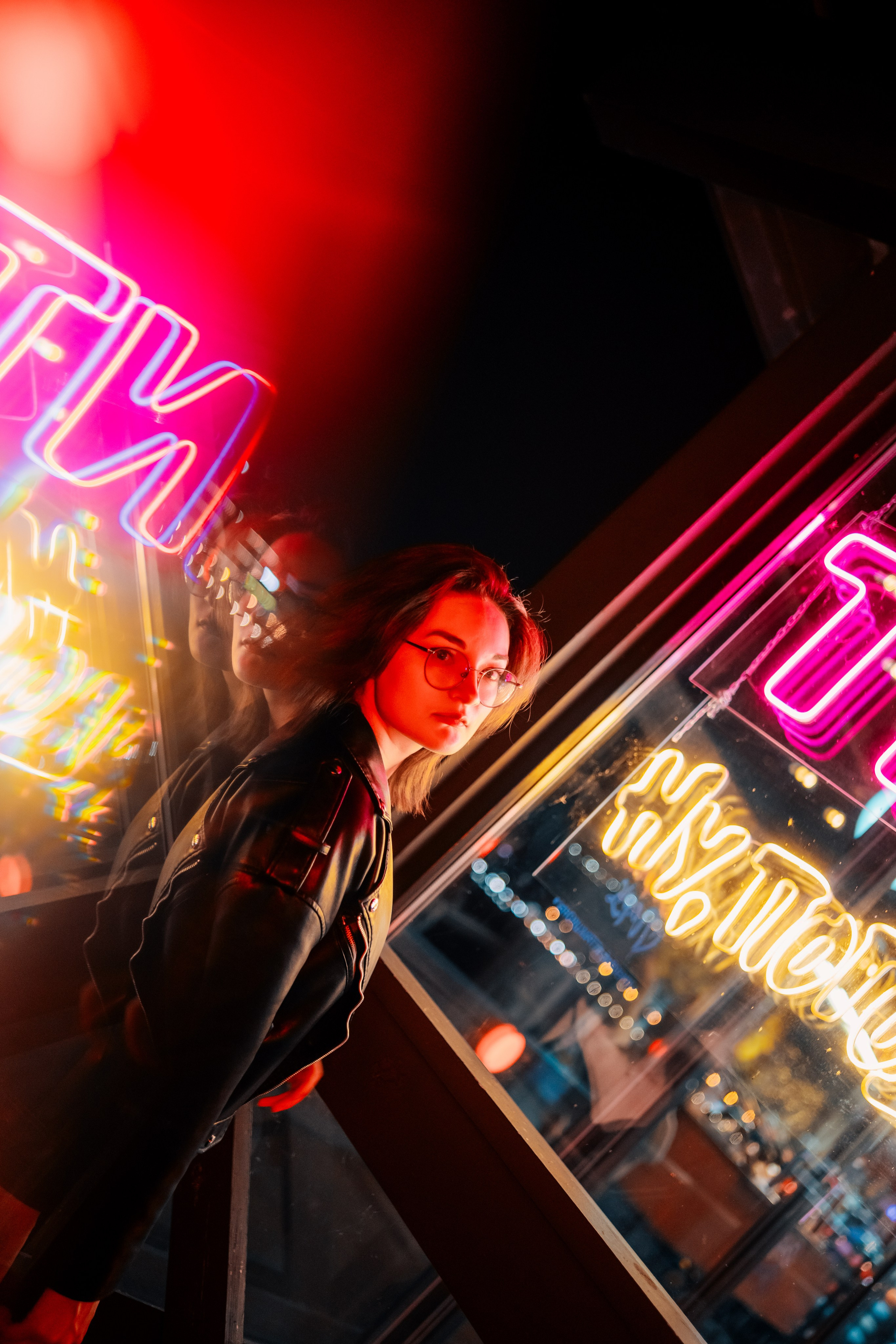 Юля | Палитра неоновых огней. Felixtones