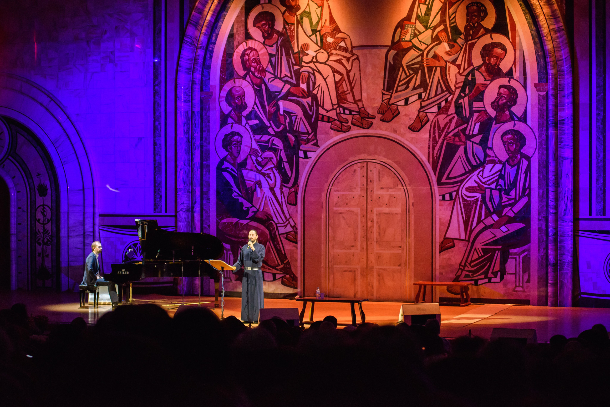 Иеромонах Фотий — «Имена на все времена», Зал Церковных Соборов. Бренд-фотограф для экспертов и блогеров в Москве Влада Горбовская