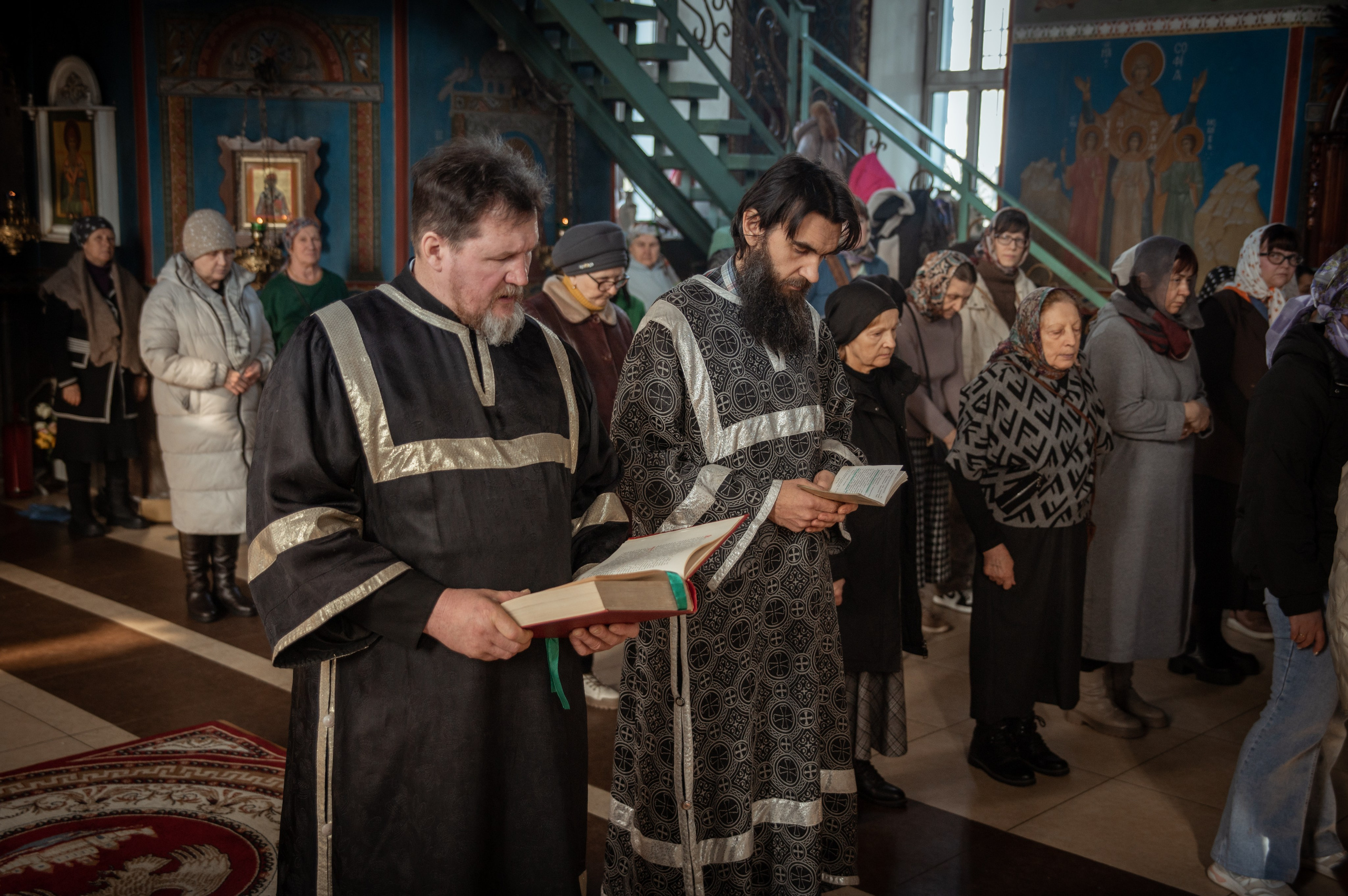 Преждеосвящение Даров. Храм Серафима Саровского. Церковный, семейный и репортажный фотограф Волгоград, Волжский