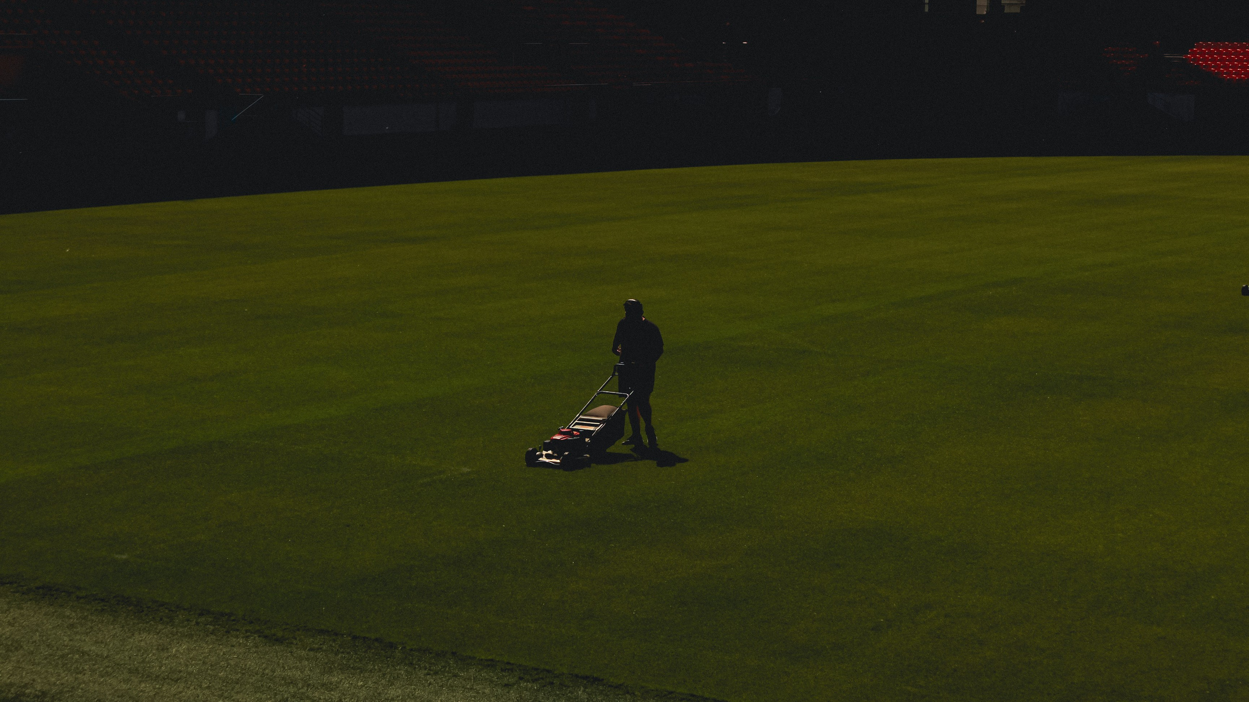 Stadium. Фотограф/дизайнер в Екатеринбурге Хитрый Дмитрий
