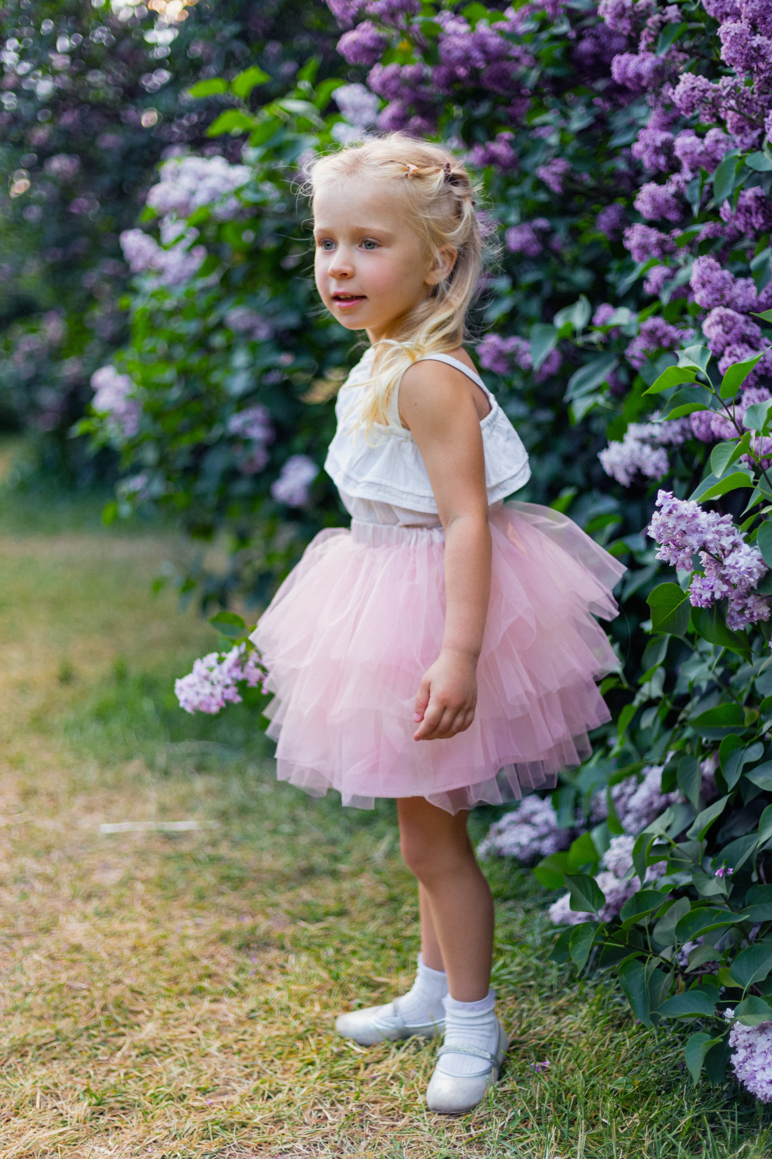 Сиреневый сад. Семейный фотограф в Москве и МО Варвара Шаранова