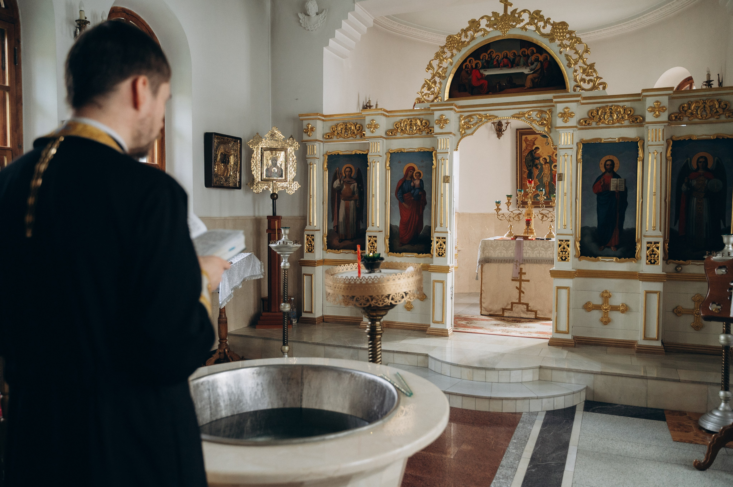 Крещение Артура (Храм Марии Магдалины). Семейный фотограф в Минске Дарья Дреко