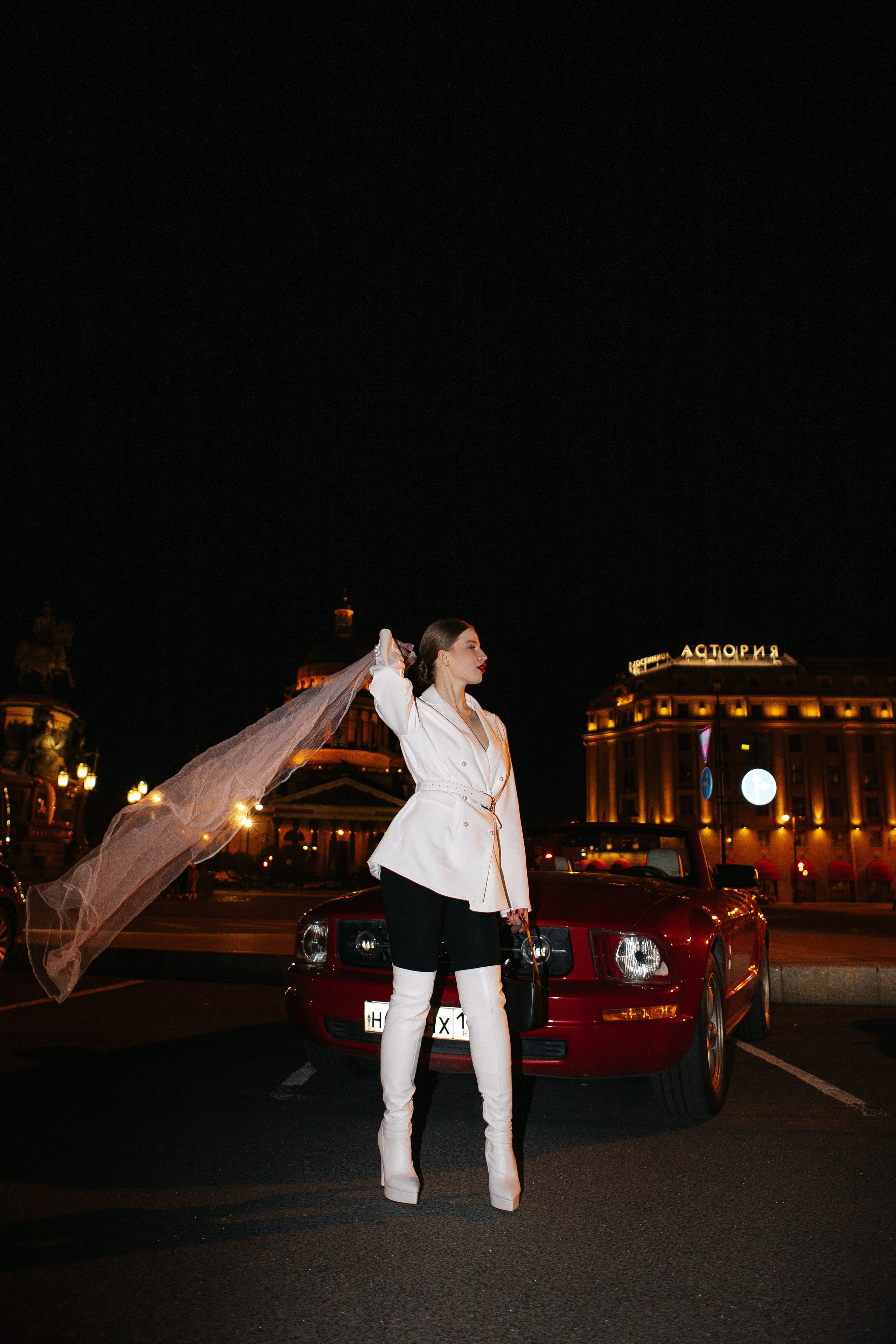 Алена — ночной кабриолет. Elena Sova — семейный и женский фотограф в Санкт-Петербурге