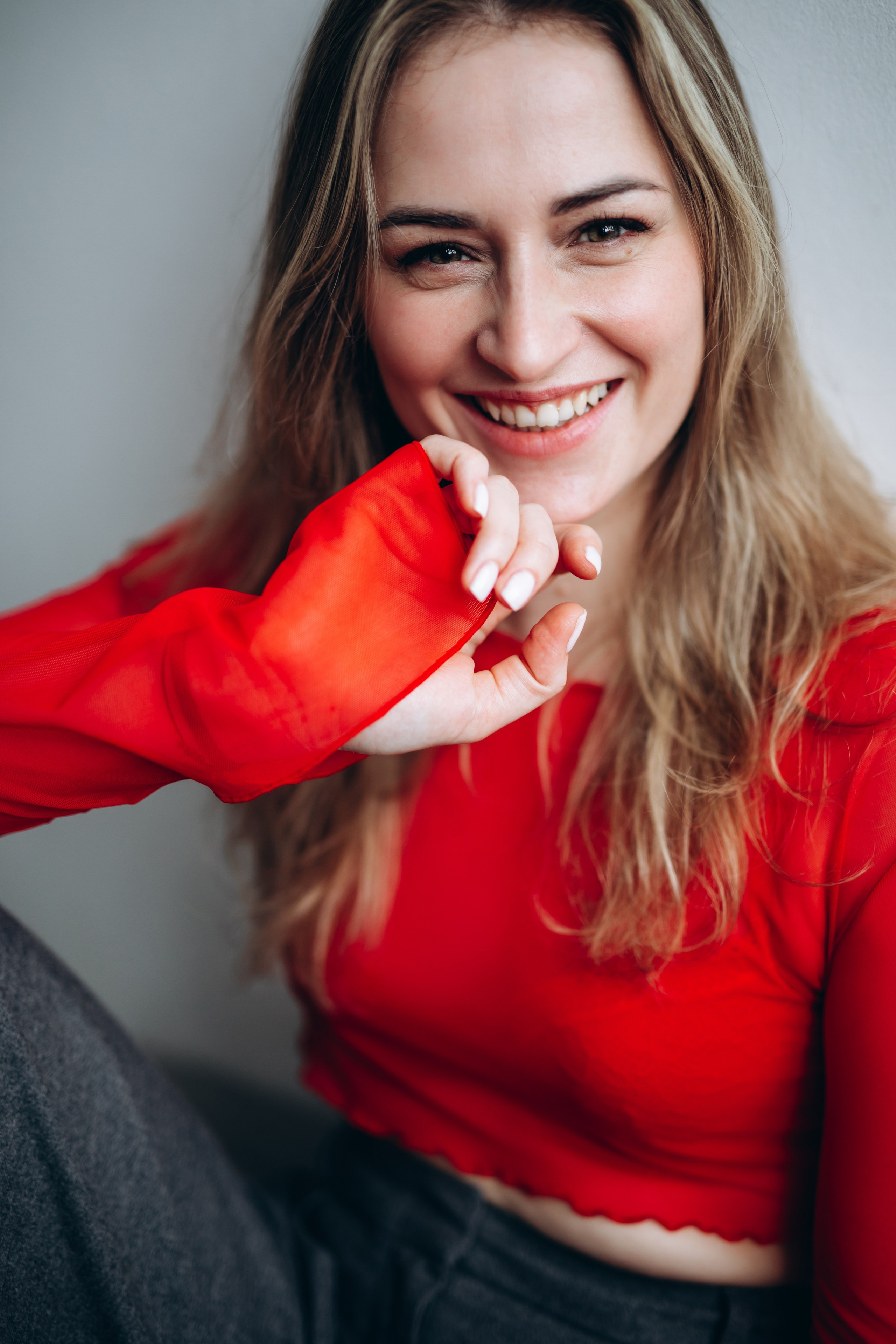 RED heart / Lora. Портретный женский фотограф Минск Беларусь Алена Янович