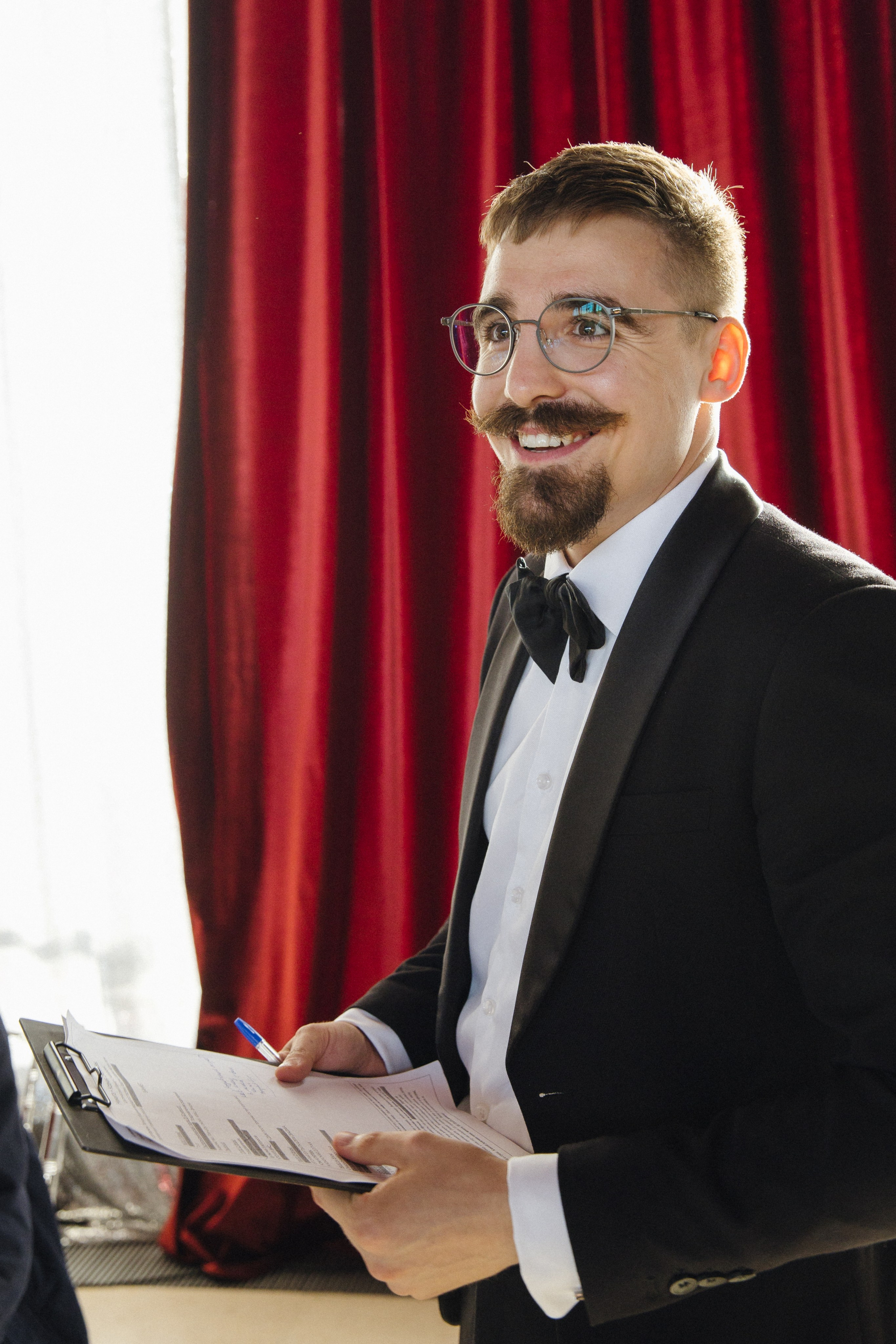 Банкет (Ксения & Никита). Свадебные фотографы в г. Сургут Маркова Наталья и Замахина Елена