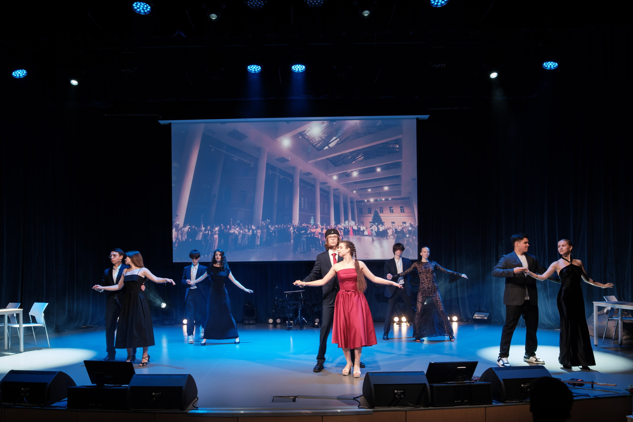 ВШЭ. Выпуск 2025. Фотограф Сергей Катаев