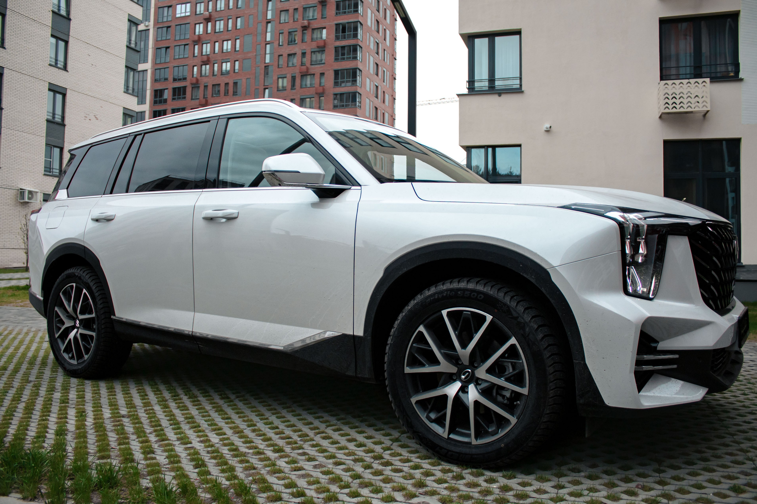 Бизнес съемка для автосалона GAC в городе Ижевск. Бизнес фотограф Ижевск — Назаров Роман