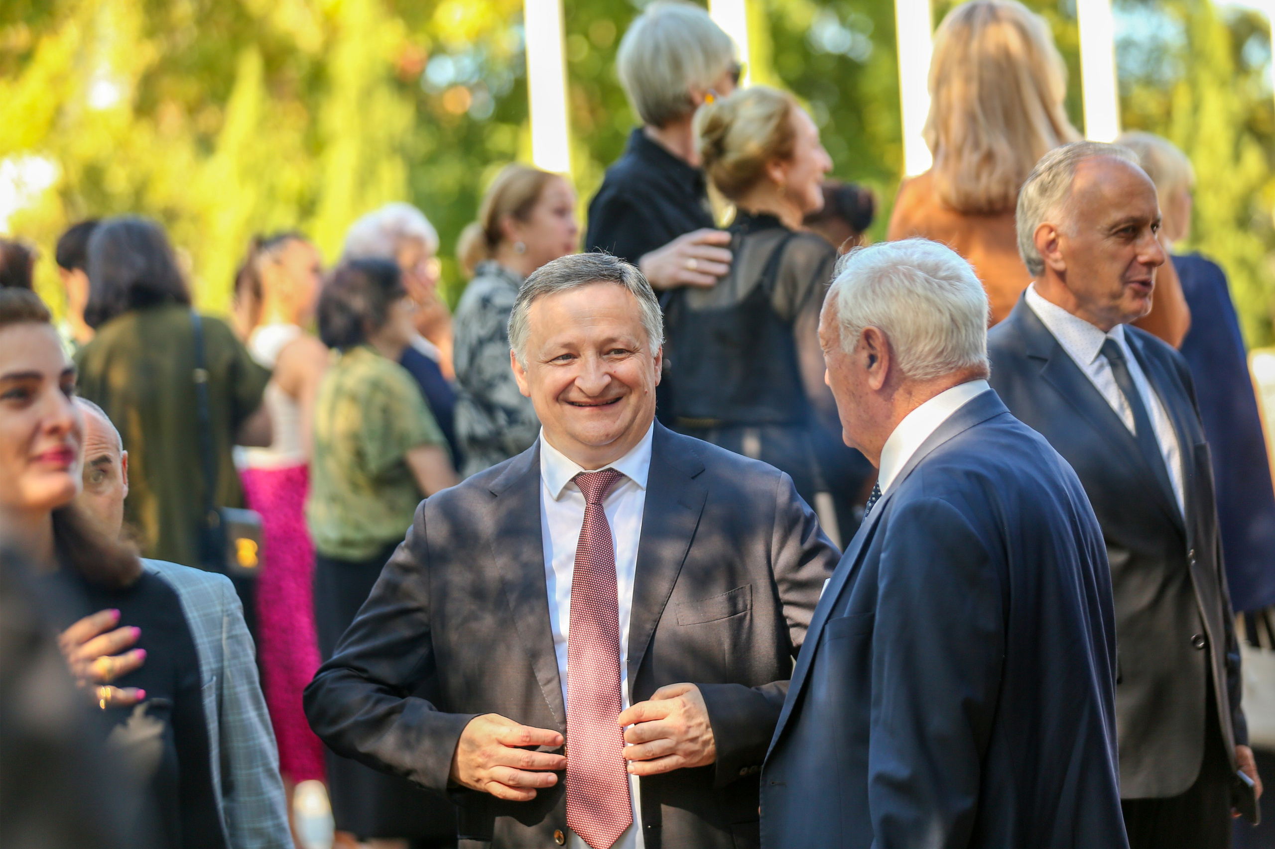 30-летие Дня Победы и Независимости Абхазии. Свадебный и семейный фотограф в Абхазии Эля Цишба