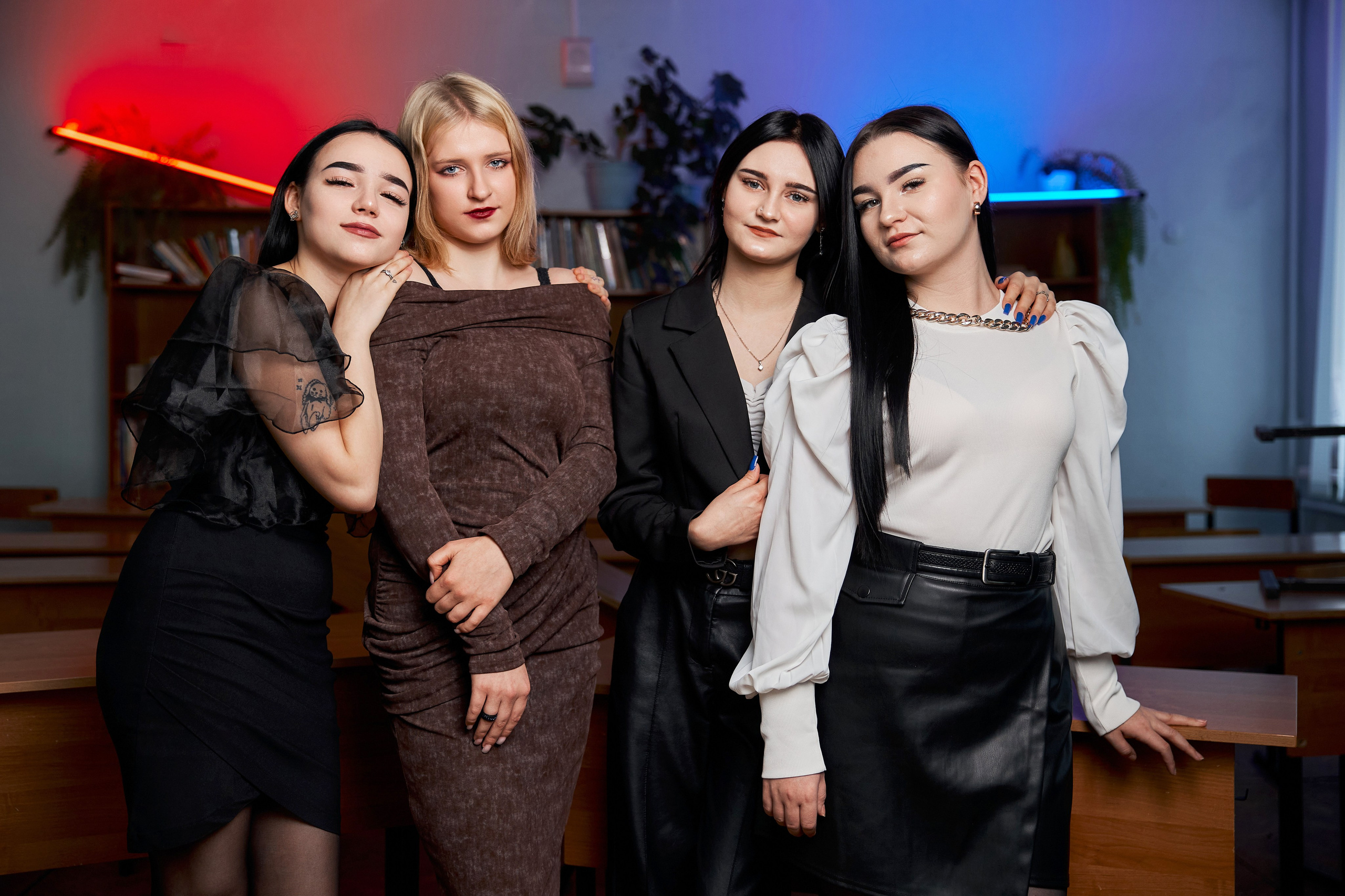 9 — 11 классы. Выпускные альбомы в Рыбинске и Ярославле