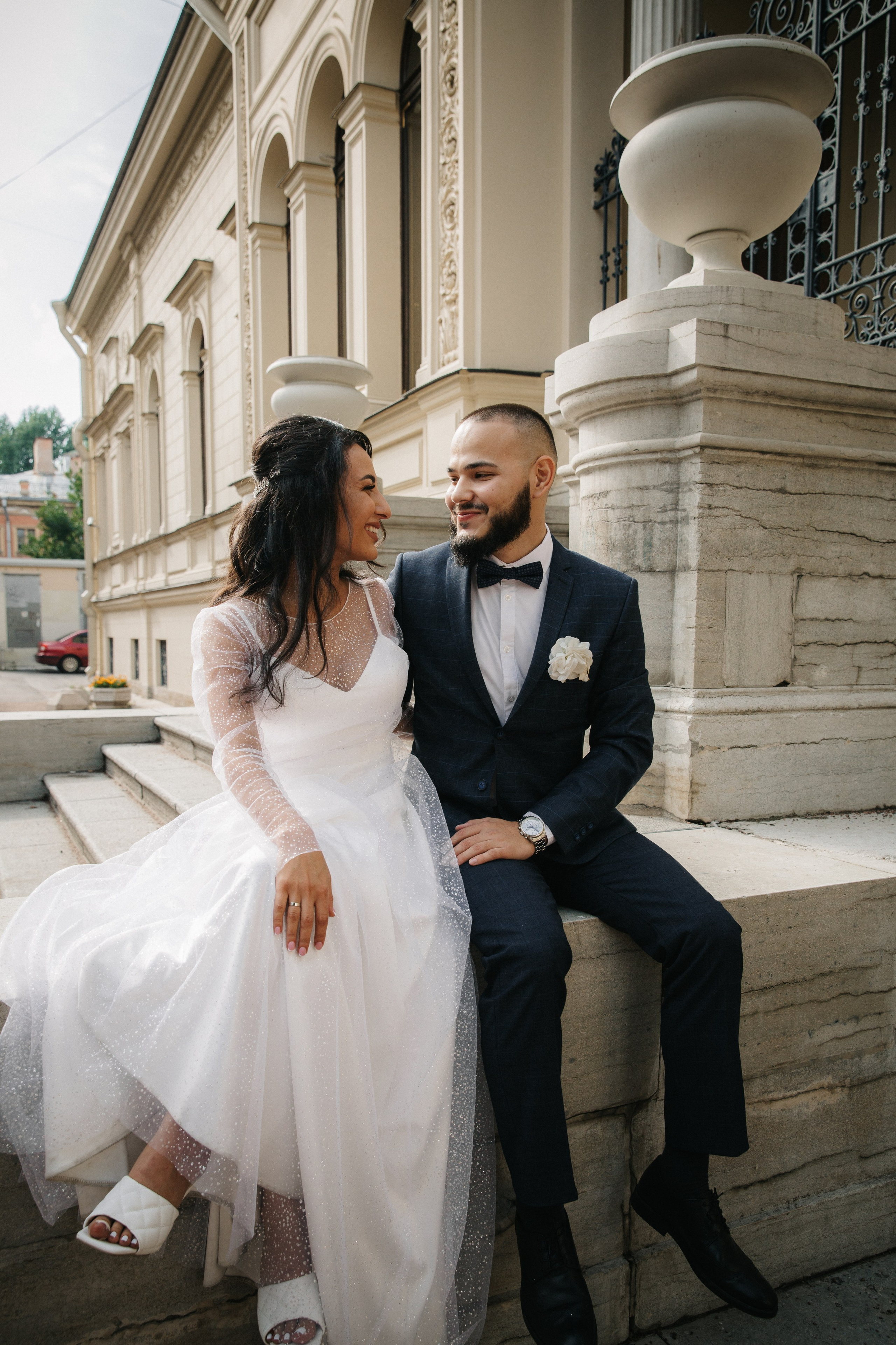 ВЫБОРГСКИЙ ЗАГС | июль, центр. Свадебный фотограф в Санкт-Петербурге Полина Корзухина