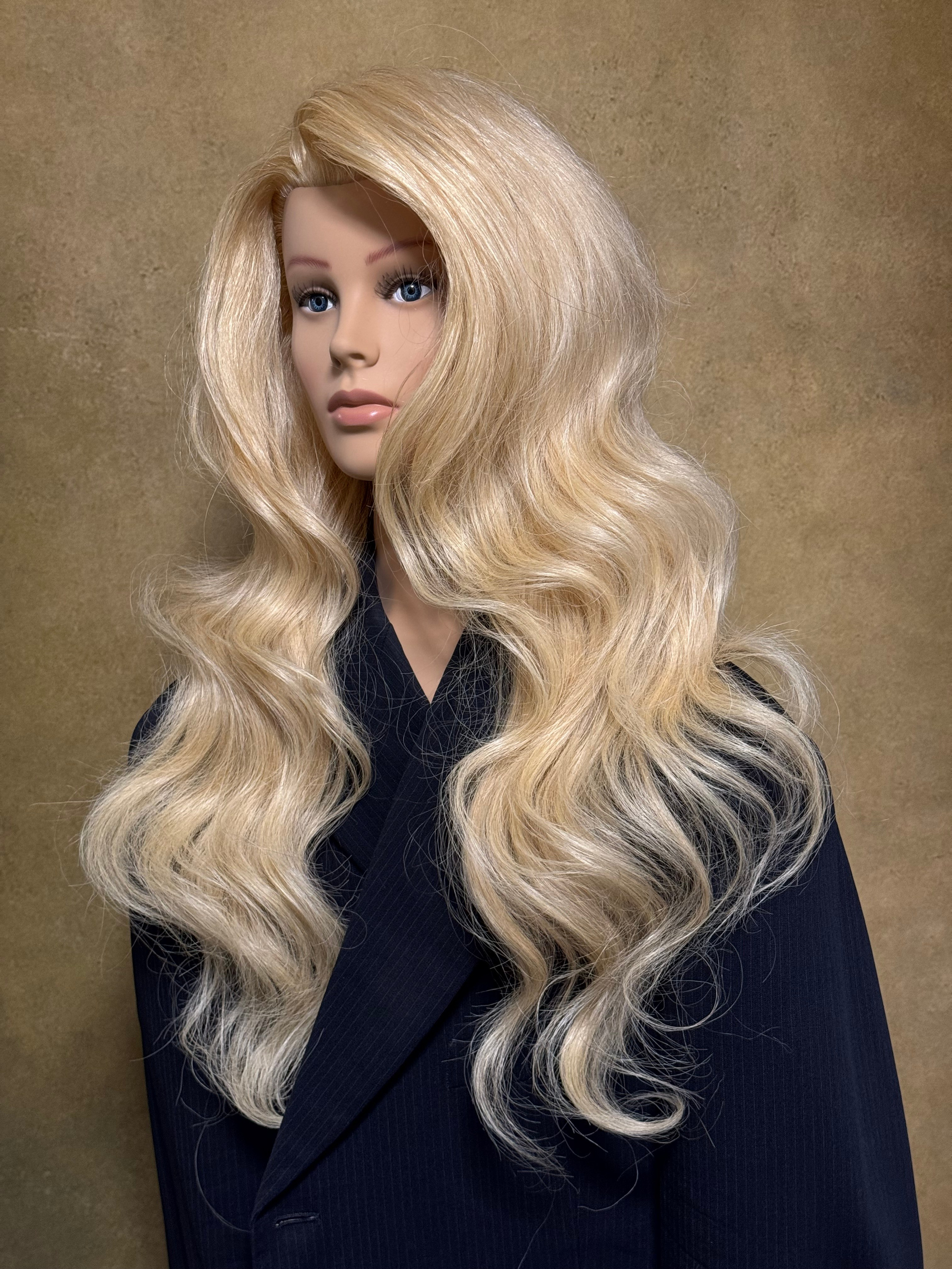 Все види парикмахерских услуг. DMITRY MOISEENKO — фотограф, художник, топ-стилист