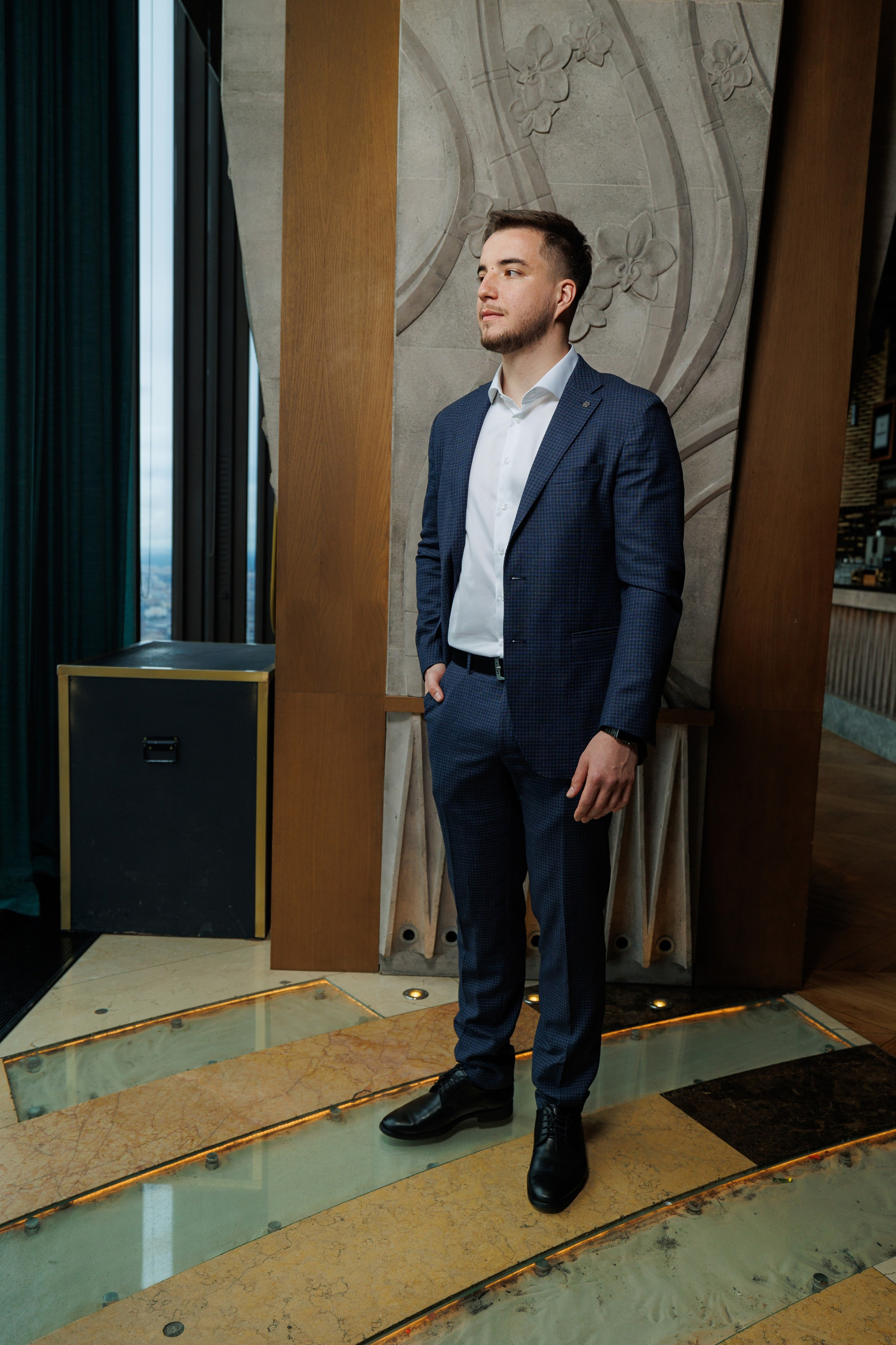 Фотограф на регистрацию в ЗАГС Москва Сити Birds Башня ОКО. Примеры фото, отзывы молодоженов и заявка на регистрацию через официальный сайт.