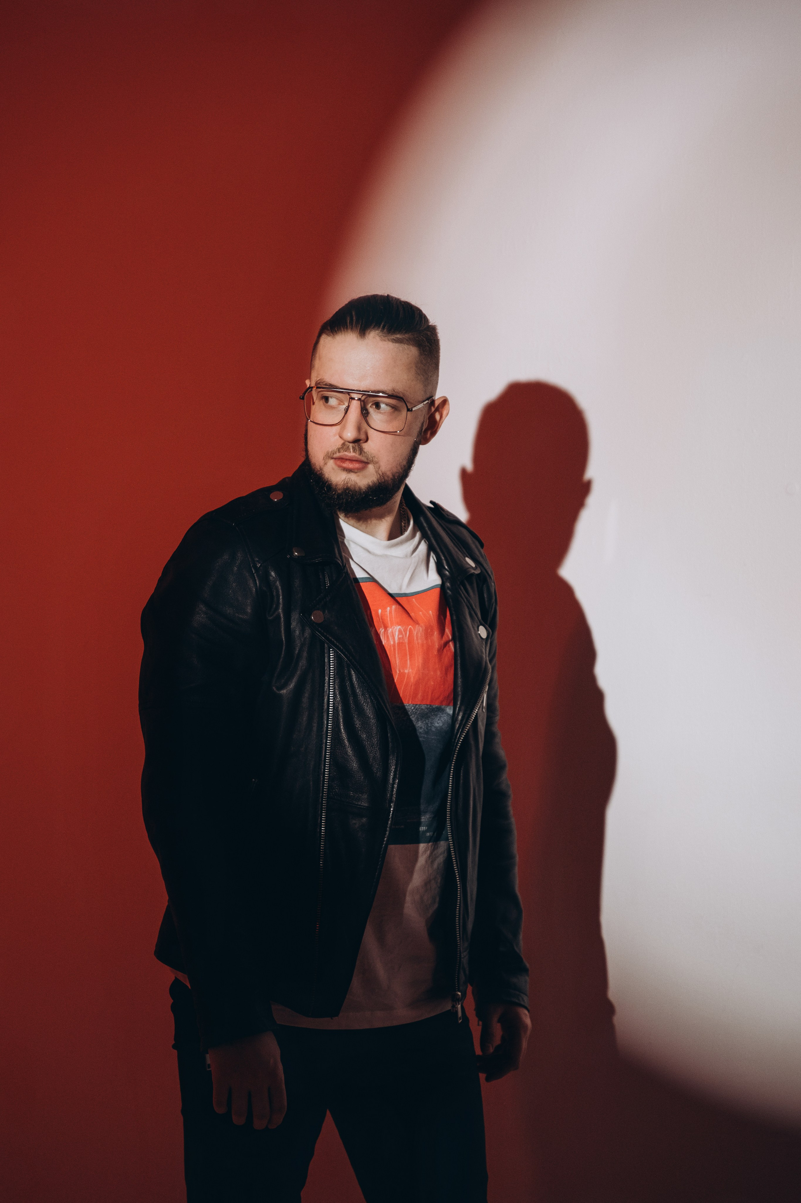 Студийная с цветным светом. Фотограф в Иркутске Анна Мирошникова