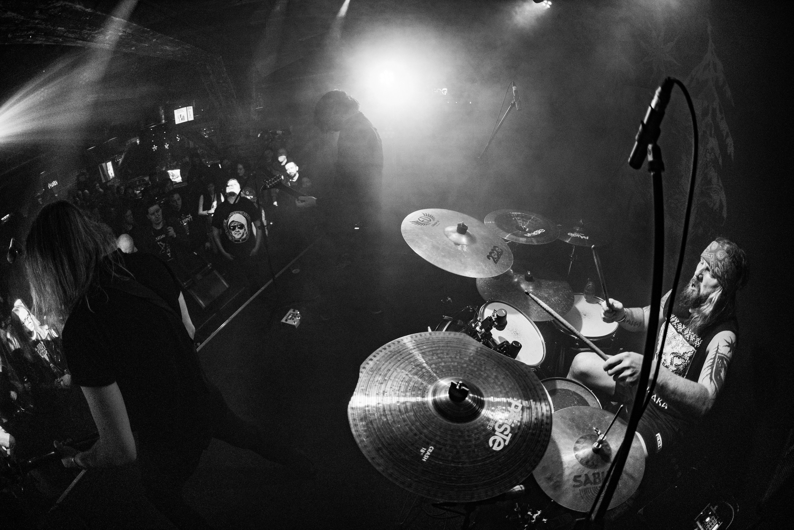 ИЛ • Minuala • Khlad|Цоколь 2.0. Концертный и репортажный фотограф в Санкт-Петербурге Слава Пахомов