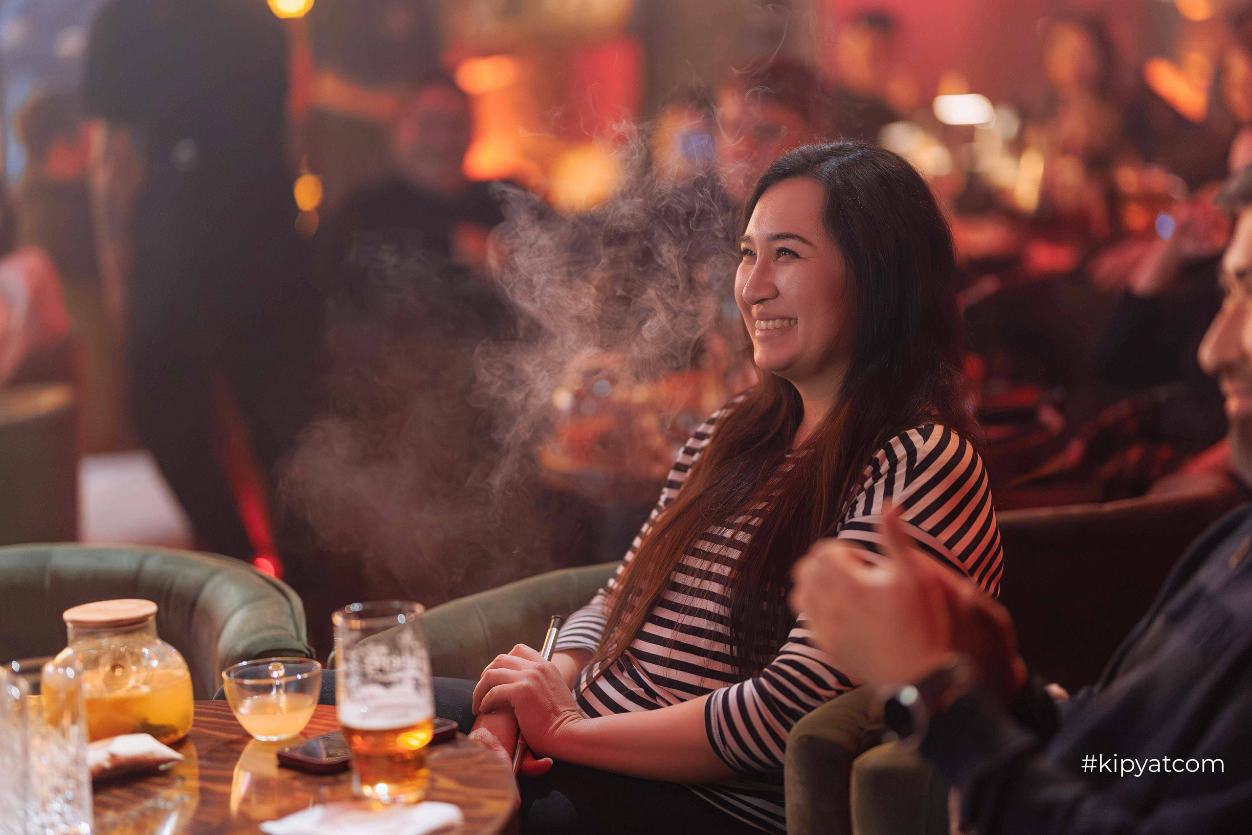 Сольный стендап концерт Александра Меркуль