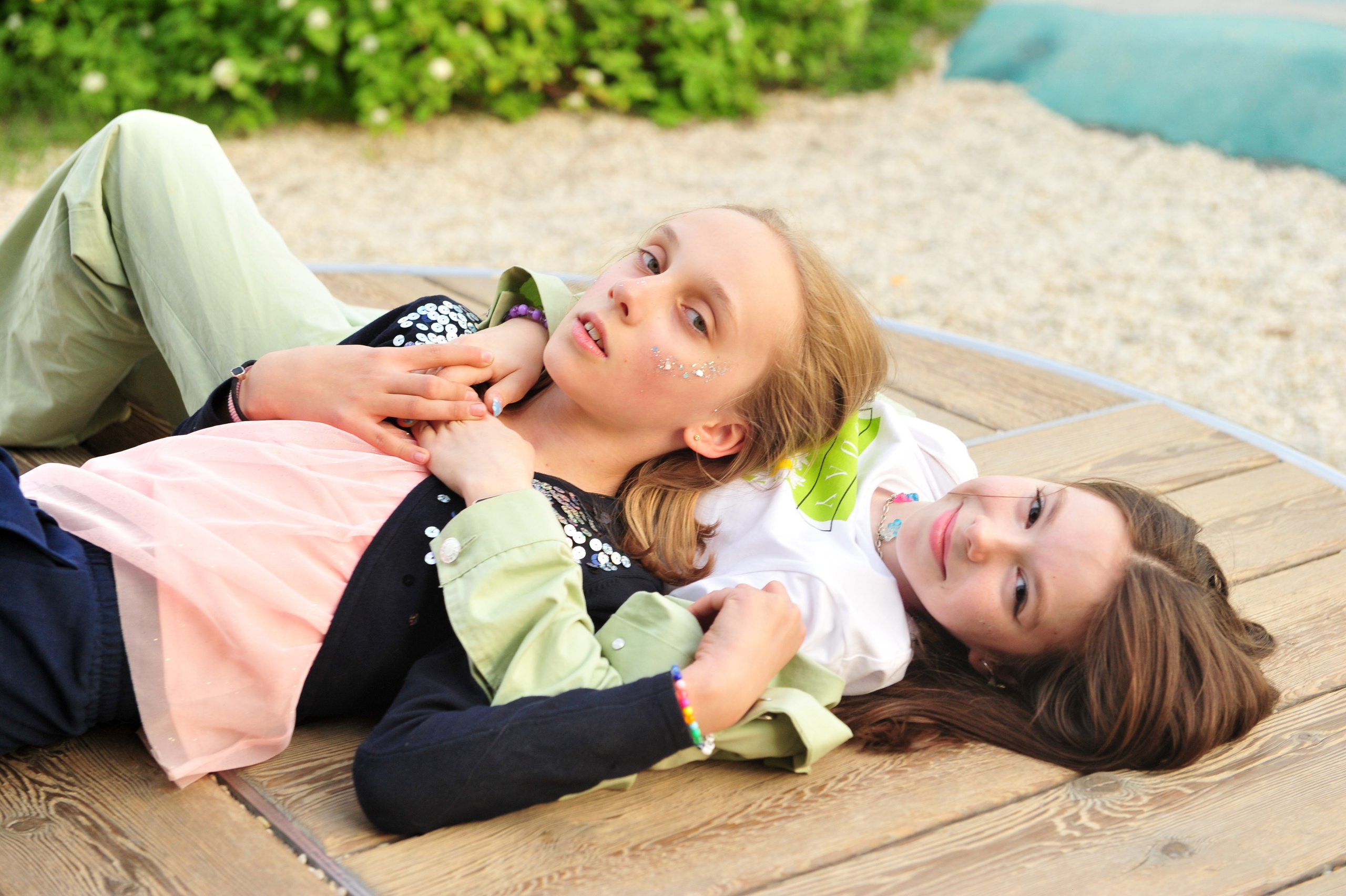 Выпускной для 4-го класса в Парке Горького на улице и в кафе. Свадебный и семейный фотограф в Москве Ирина Гончарова