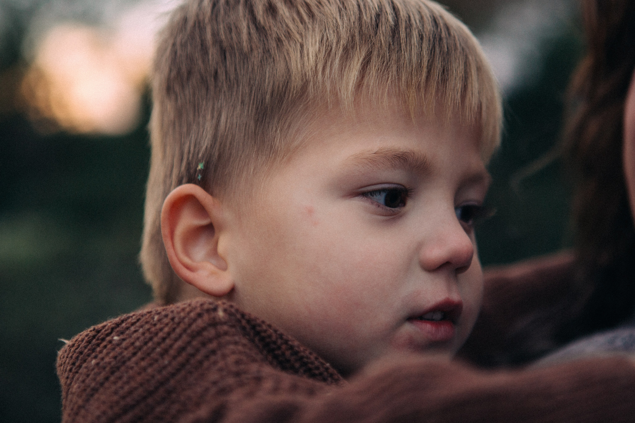 Nastya & Mr. Racoon. Portrait, family and pet photographer in Cyprus, Ksenia Bourdelle