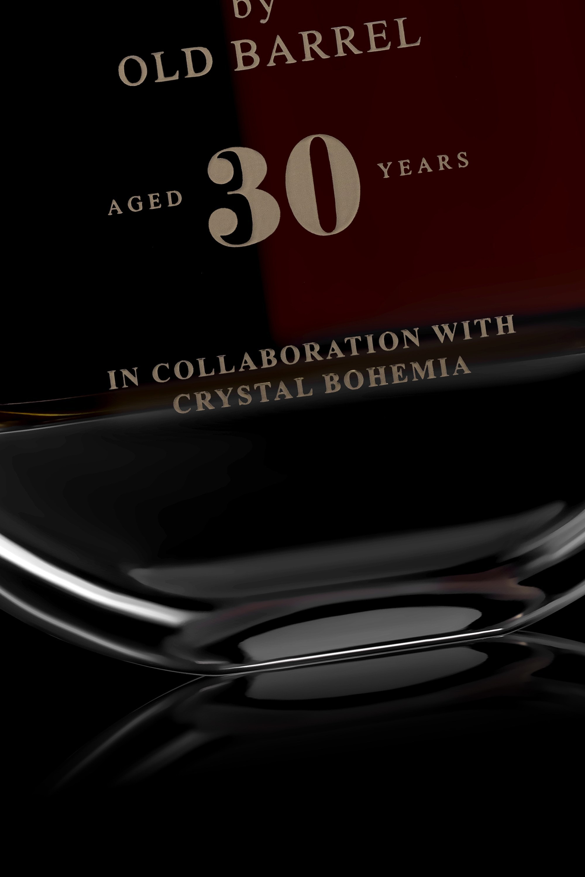 Профессиональная предметная фотосъемка бутылок в Москве и Московской области. Фотостудия в Москве LUXARTPHOTO