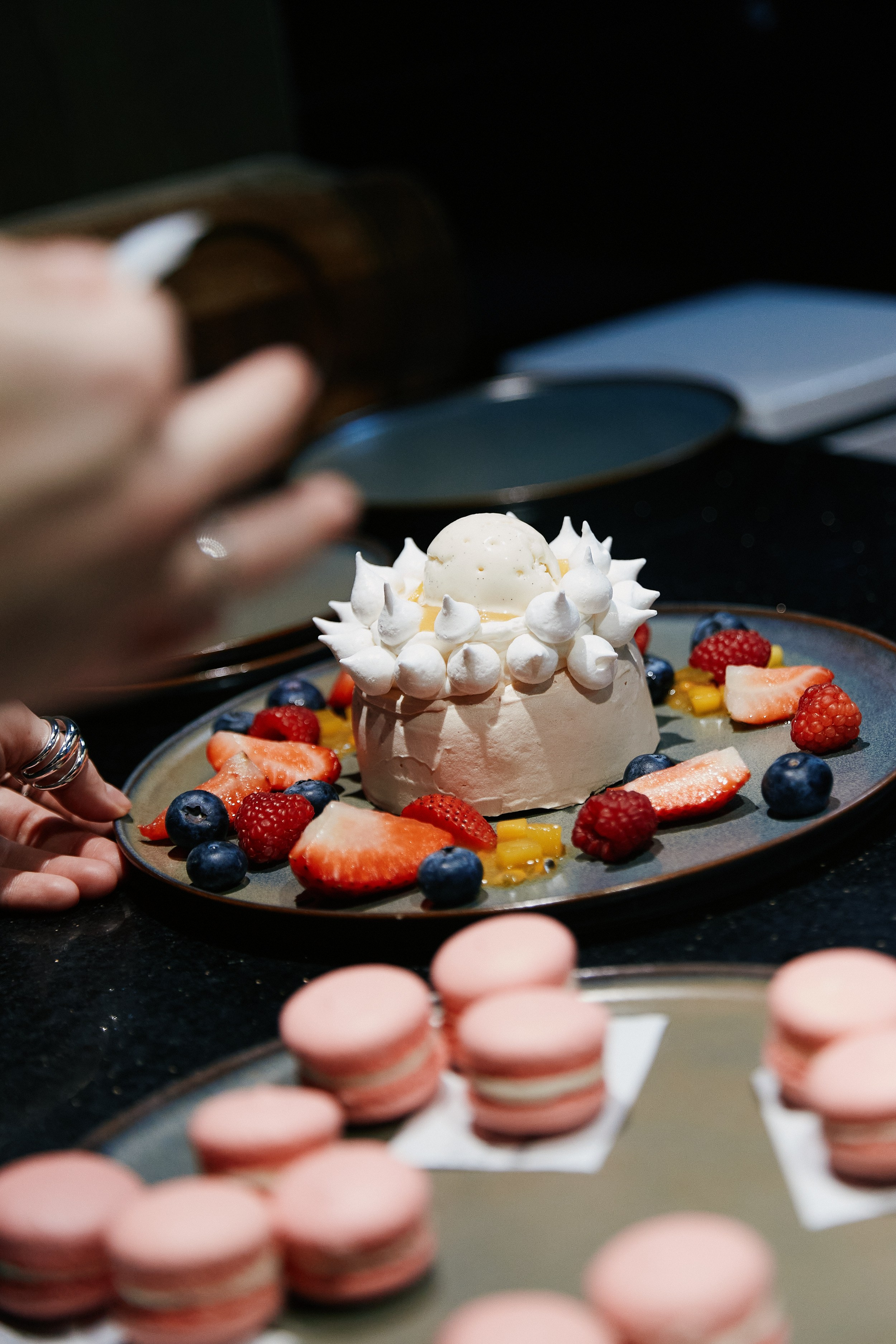 Винный вечер в Мясо&Рыба Marriott 8.03. Свадебный репортажный фотограф краснодар максим дремов дрёмов фотосессия студия цена