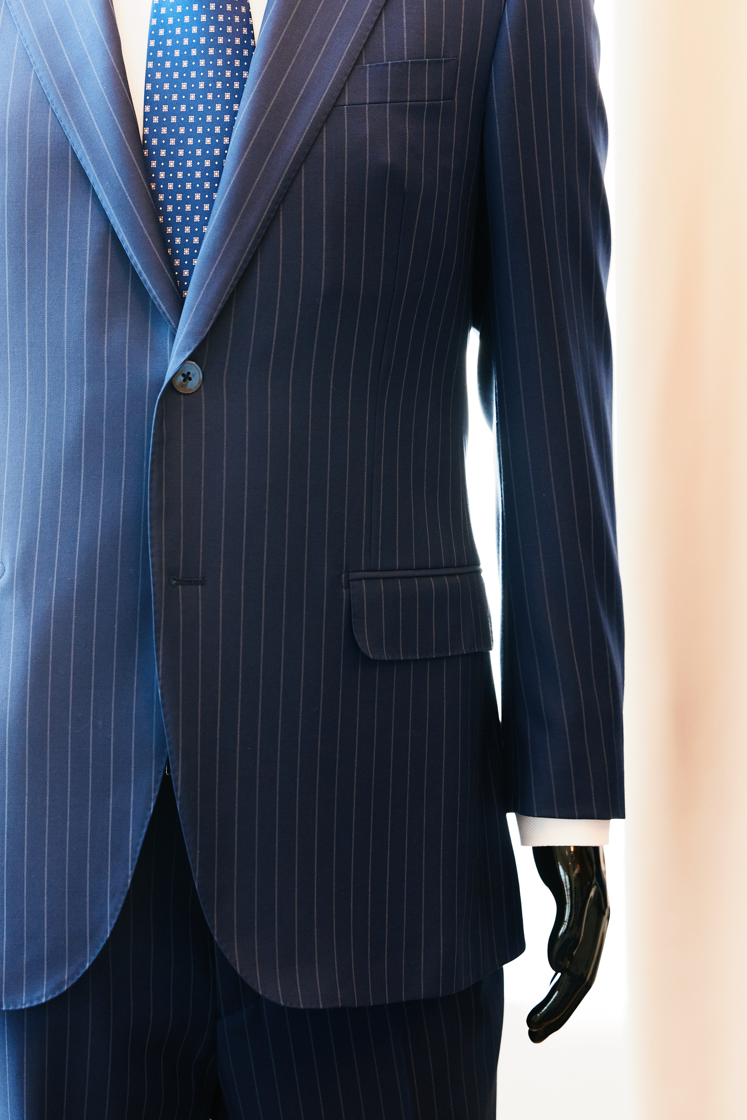 Форум Бизнес-тренды 2025 в Marriott Hotel 28.04. Свадебный репортажный фотограф краснодар максим дремов дрёмов фотосессия студия цена