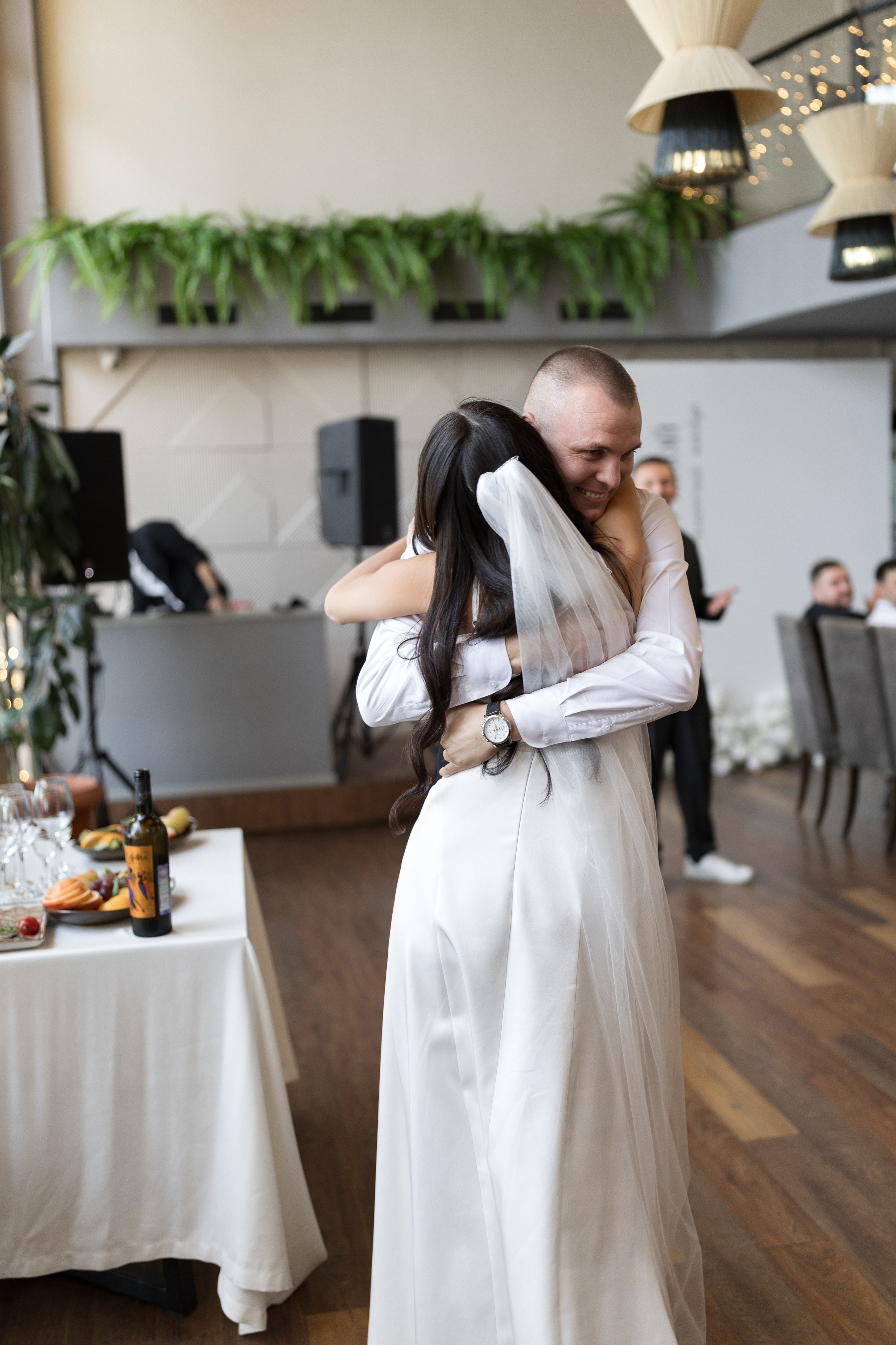 Свадебный ужин в Альбатросе. Анастасия Безуглова- свадебный фотограф в Таганроге