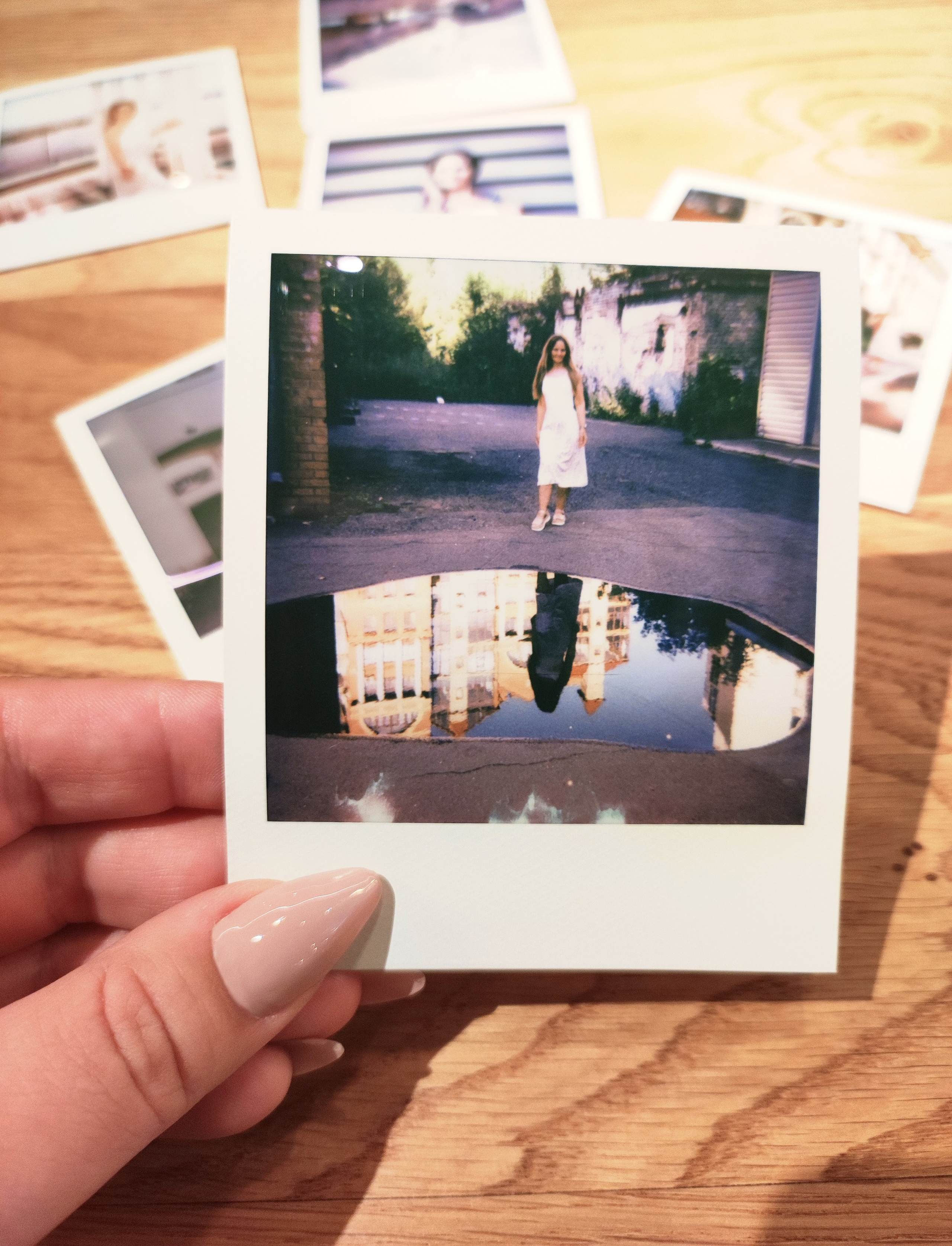 Анна. Съёмка на Полароид. Фотограф Регина Крикунова г. Красноярск