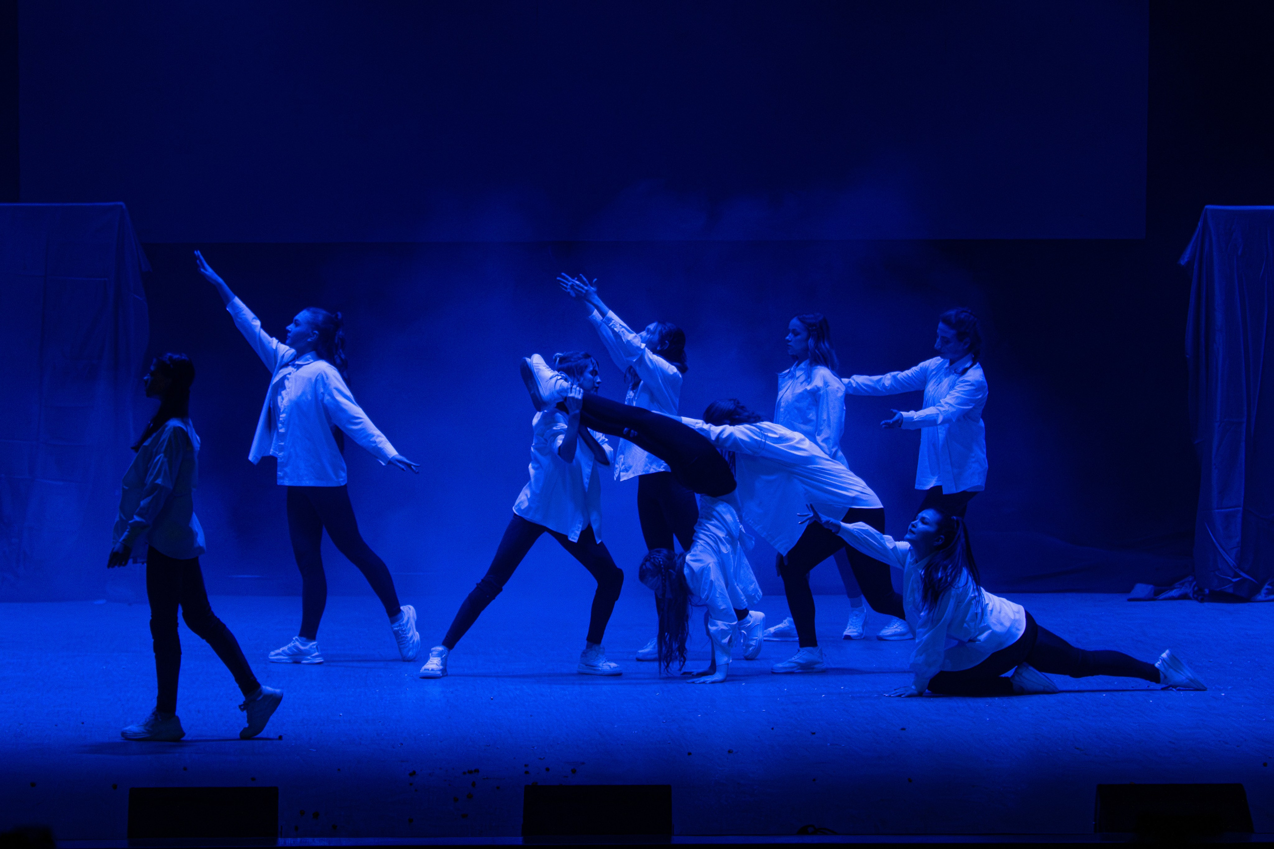 Пластический перфоманс «ХИП-ХОП Классика» Творческой Мастерской Игоря Пожидаева. Портретный и репортажный фотограф в Воронеже: Анастасия Пузикова