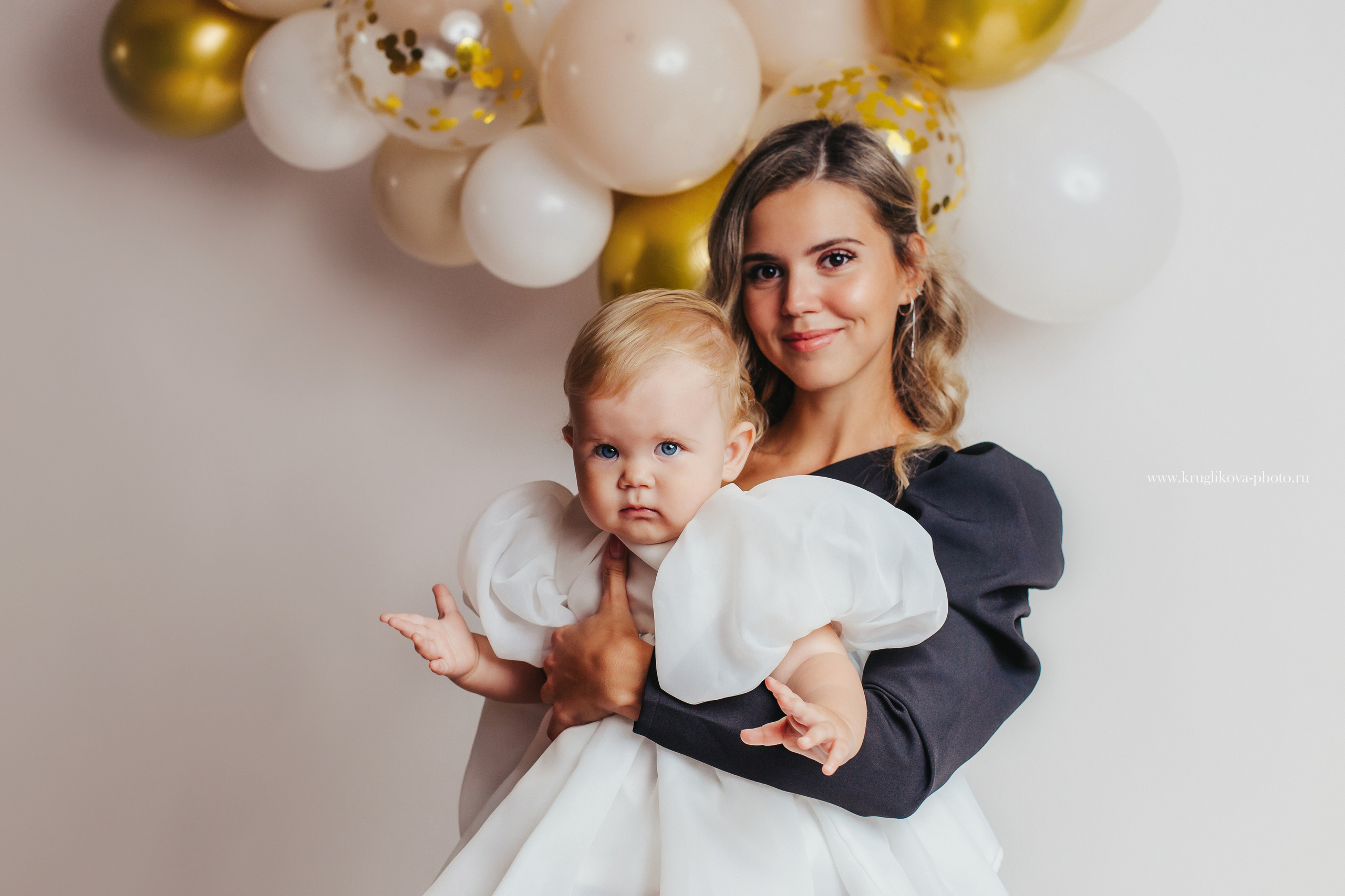 Фотосессия годика для девочки. Фотограф новорожденных и детский в Сергиевом Посаде Кругликова Юлия